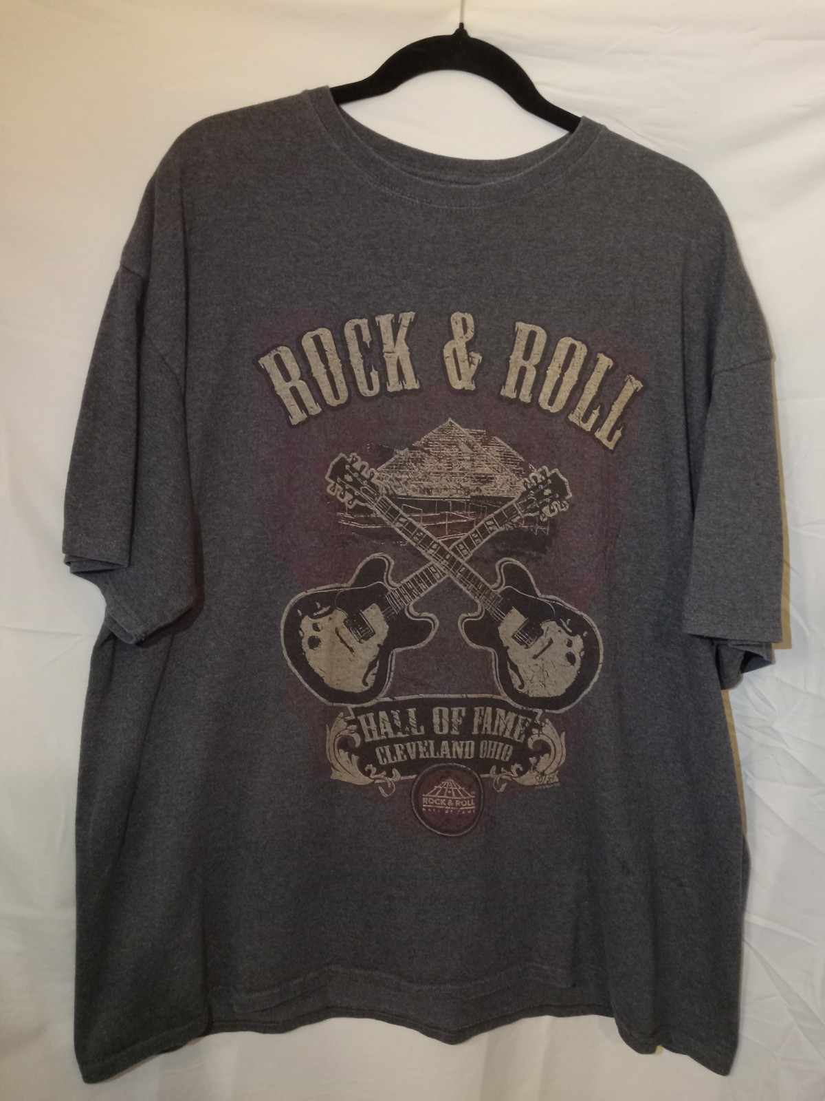 Rock & Roll Hall Of Fame Cleveland Ohio Tee 2XL **See Note** In Description gallery