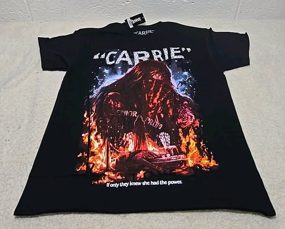 Stephen King Carrie Graphic Horror T-Shirt NwT SZ LARGE (GG)