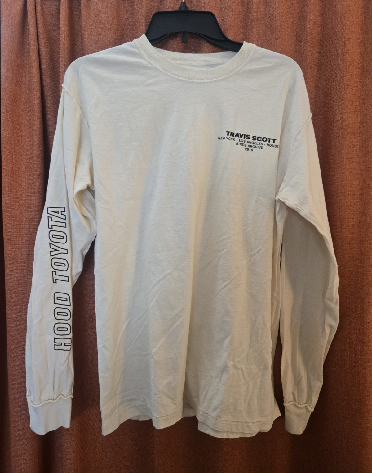 Travis Scott Men's Off White Hood Toyota Graphic Logo Long Sleeve Tee M gallery