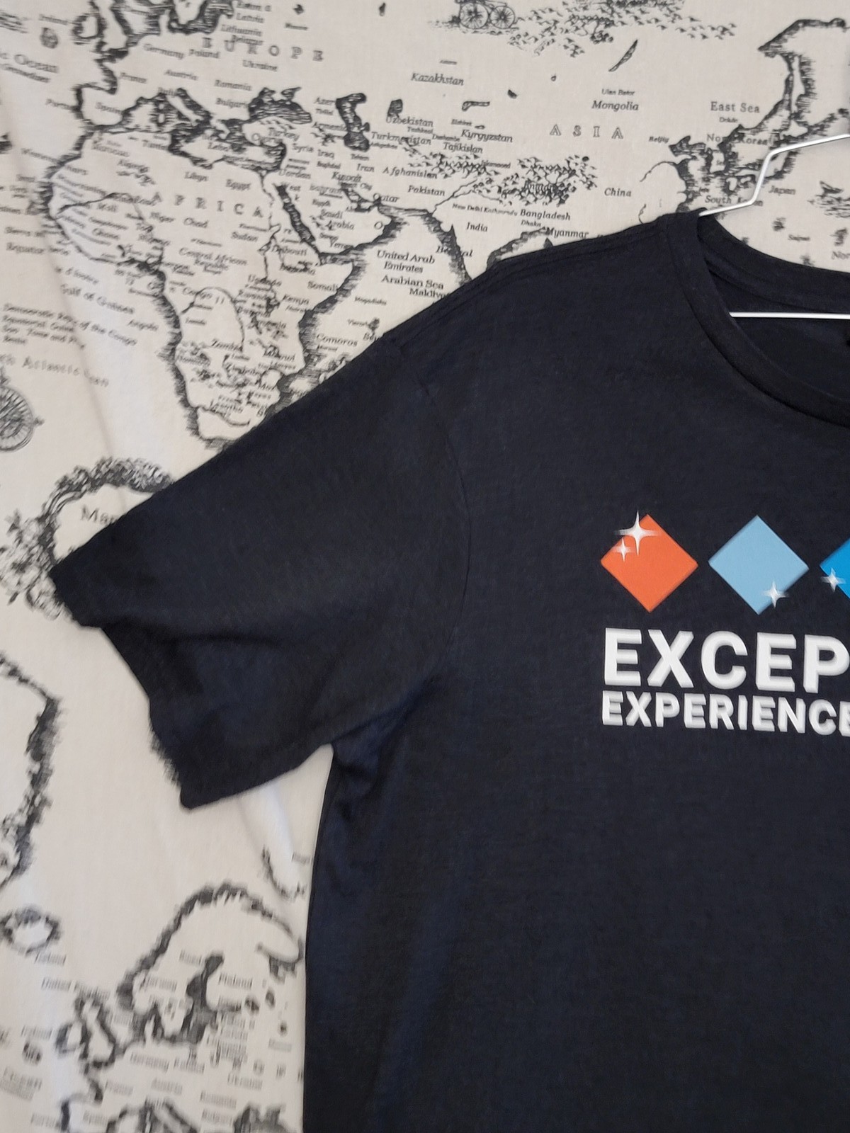 District Perfect Tri T-Shirt Men's 2XL "Exceptional Experiences Every Day" Sonic gallery