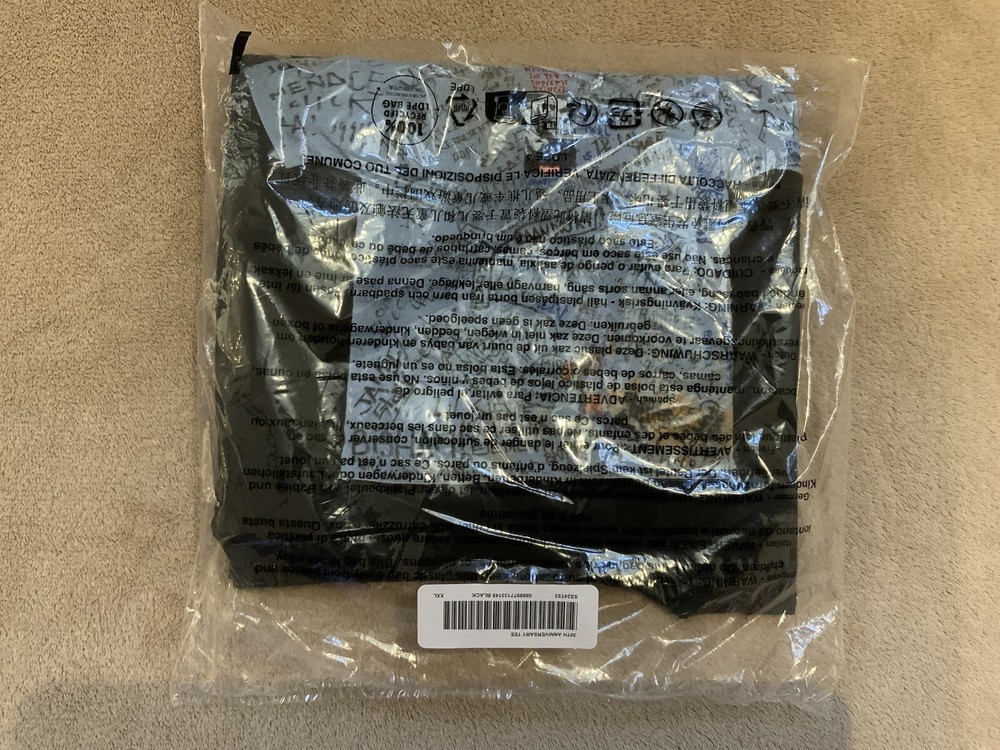 Supreme 30th Anniversary First Tee T Shirt Black XXL SS24