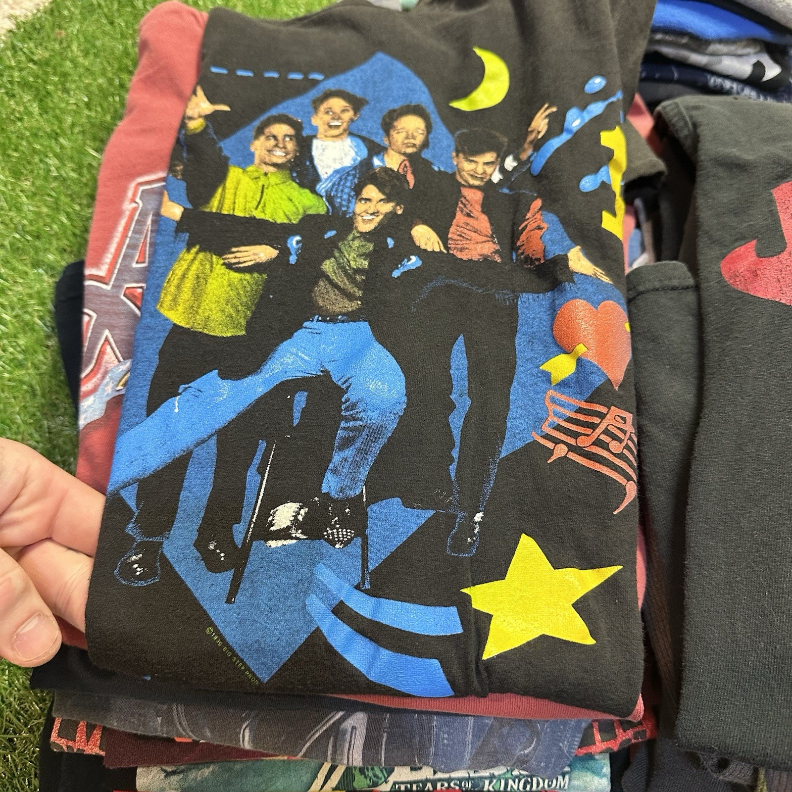 50 Vintage TShirts Bundle Y2k 90s Modern Reseller Pop Culture Band Cartoon LOT gallery