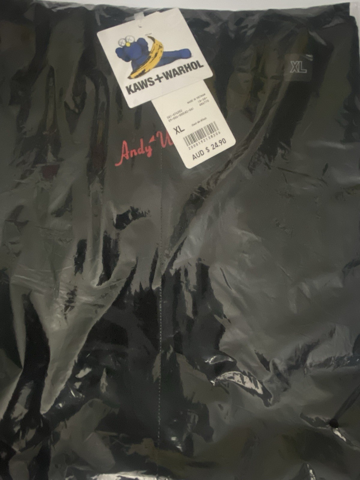 🔥Uniqlo KAWS x Warhol Men's Black Rare Graphic Print T-Shirt Size XL gallery
