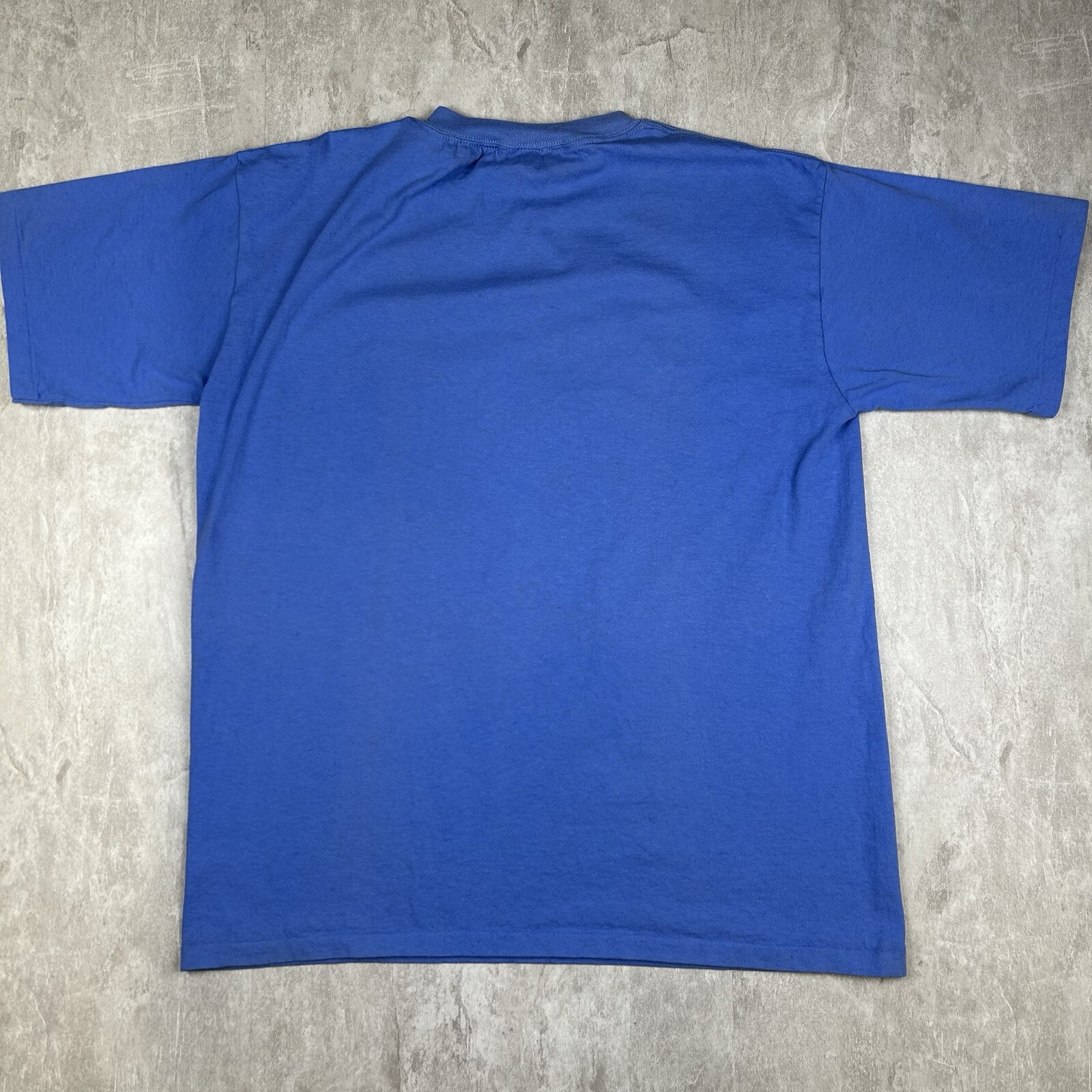 Vintage 90s Discovery Channel Store Polar Bears Blue T-Shirt USA Men’s Size XL gallery
