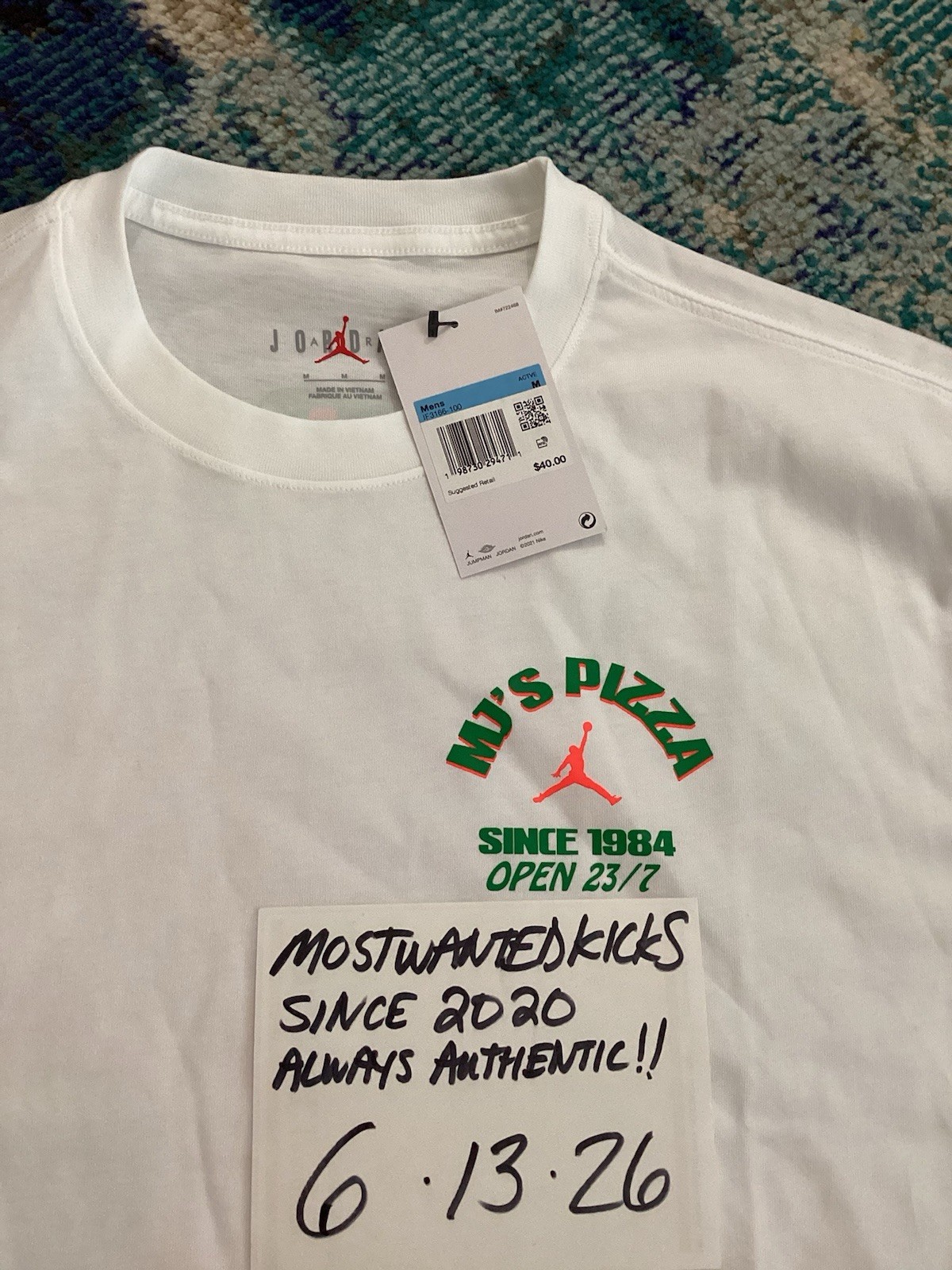 NWT Nike Air Jordan Graphic MJ’s Pizza 23 White T-Shirt Men’s Sz M FREE SHIP gallery