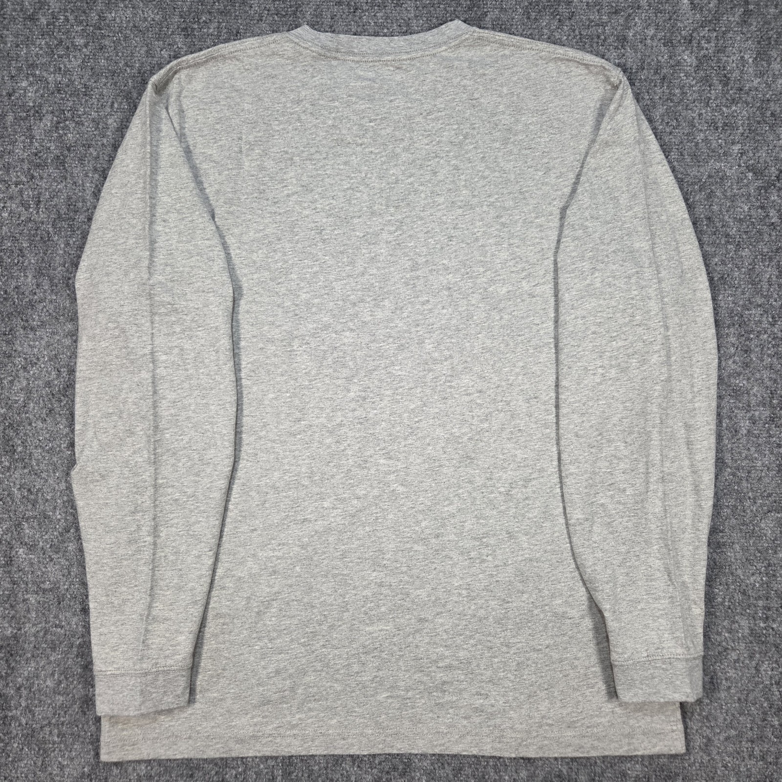 NWT L.L. Bean Carefree Unshrinkable Tee Shirt Mens Large Traditional Fit Gray LS gallery