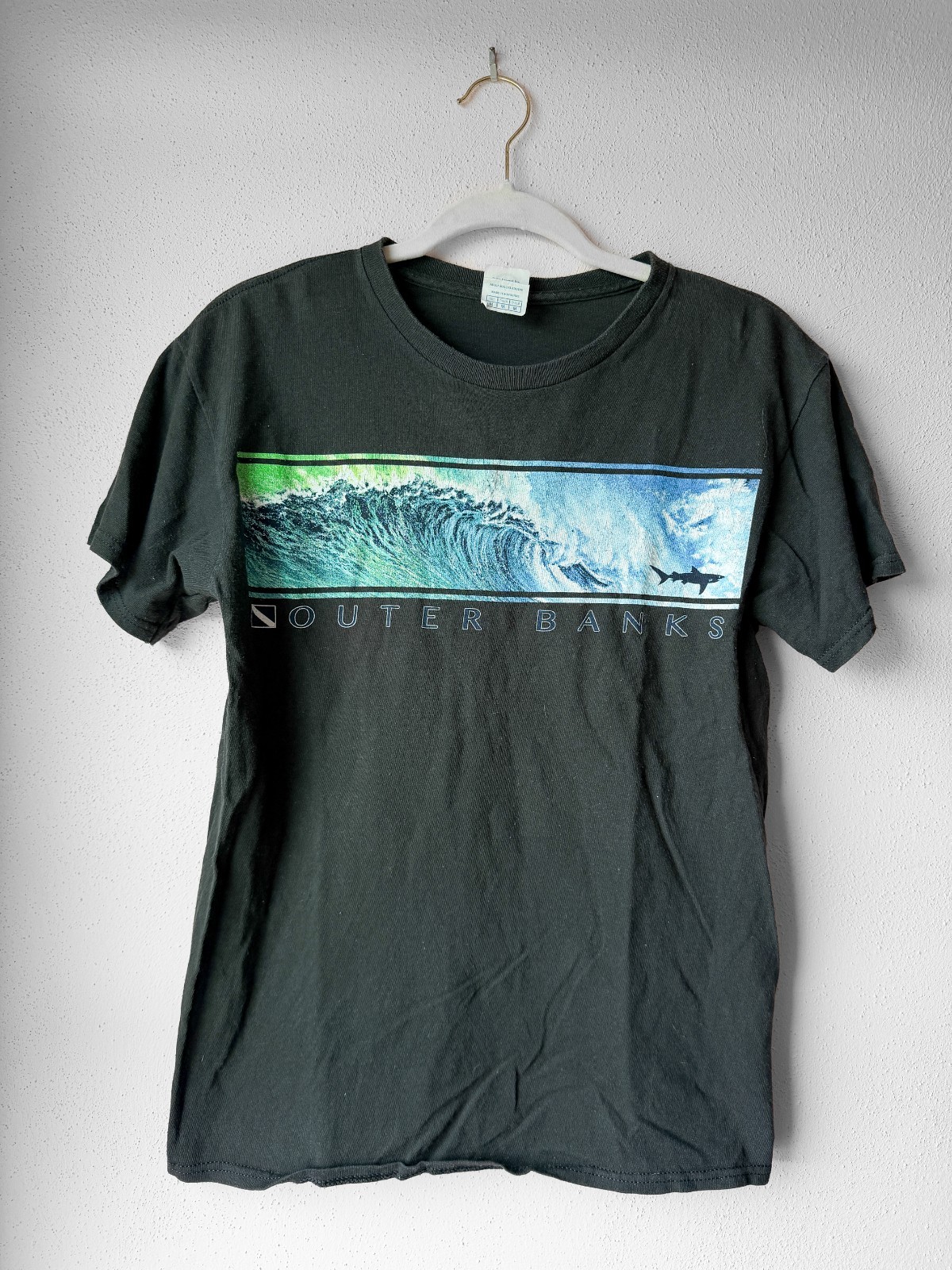 Vintage 90s Outer Banks Shark Graphic Tee Dark Green M Beach Surf Skater gallery