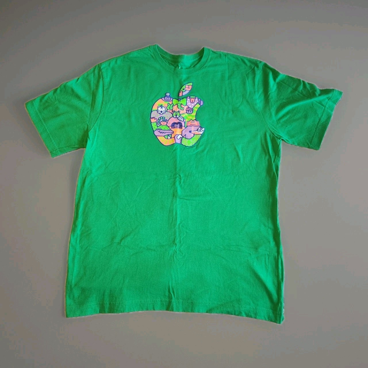 Apple Summer Camp T-shirt Large Green by Tony Shiau gallery