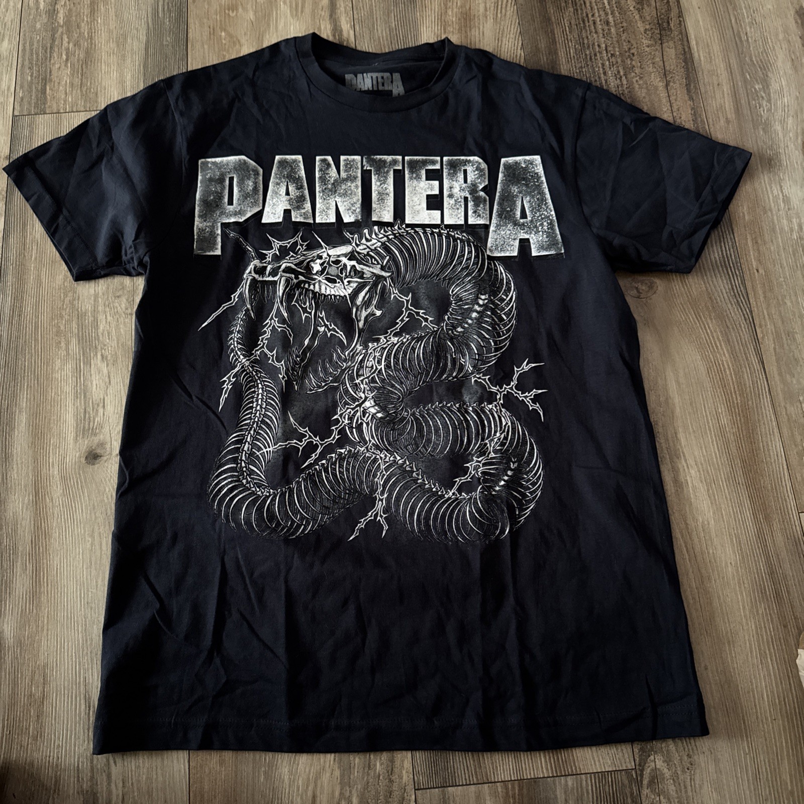 Pantera Small & Medium Electrified Snake T-Shirt gallery