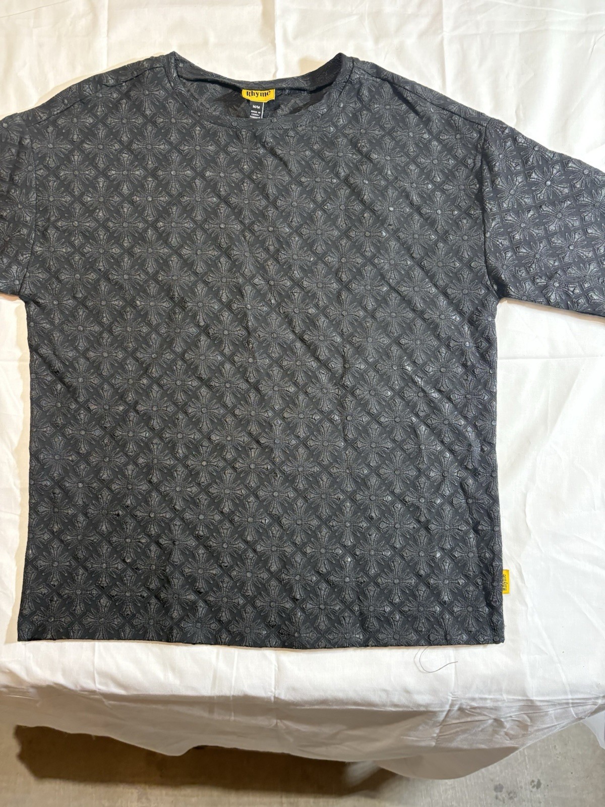 Rhyme Men's Gray Geometric Crew Neck Short Sleeve T-Shirt, Size M Regular gallery