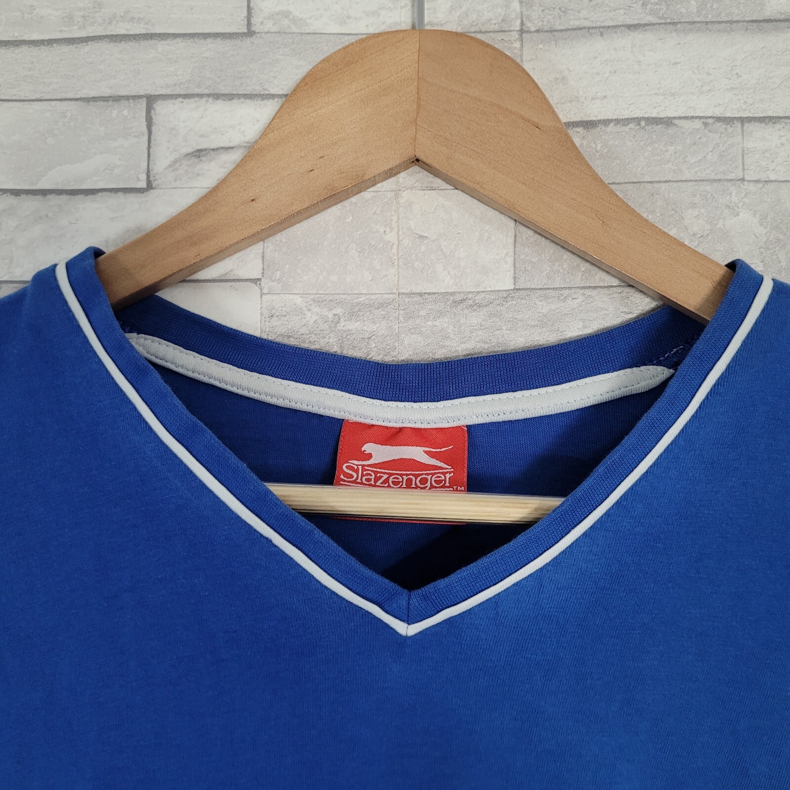 Mens SLAZENGER T Shirt Blue Large Top Gym Running V Neck Casual gallery