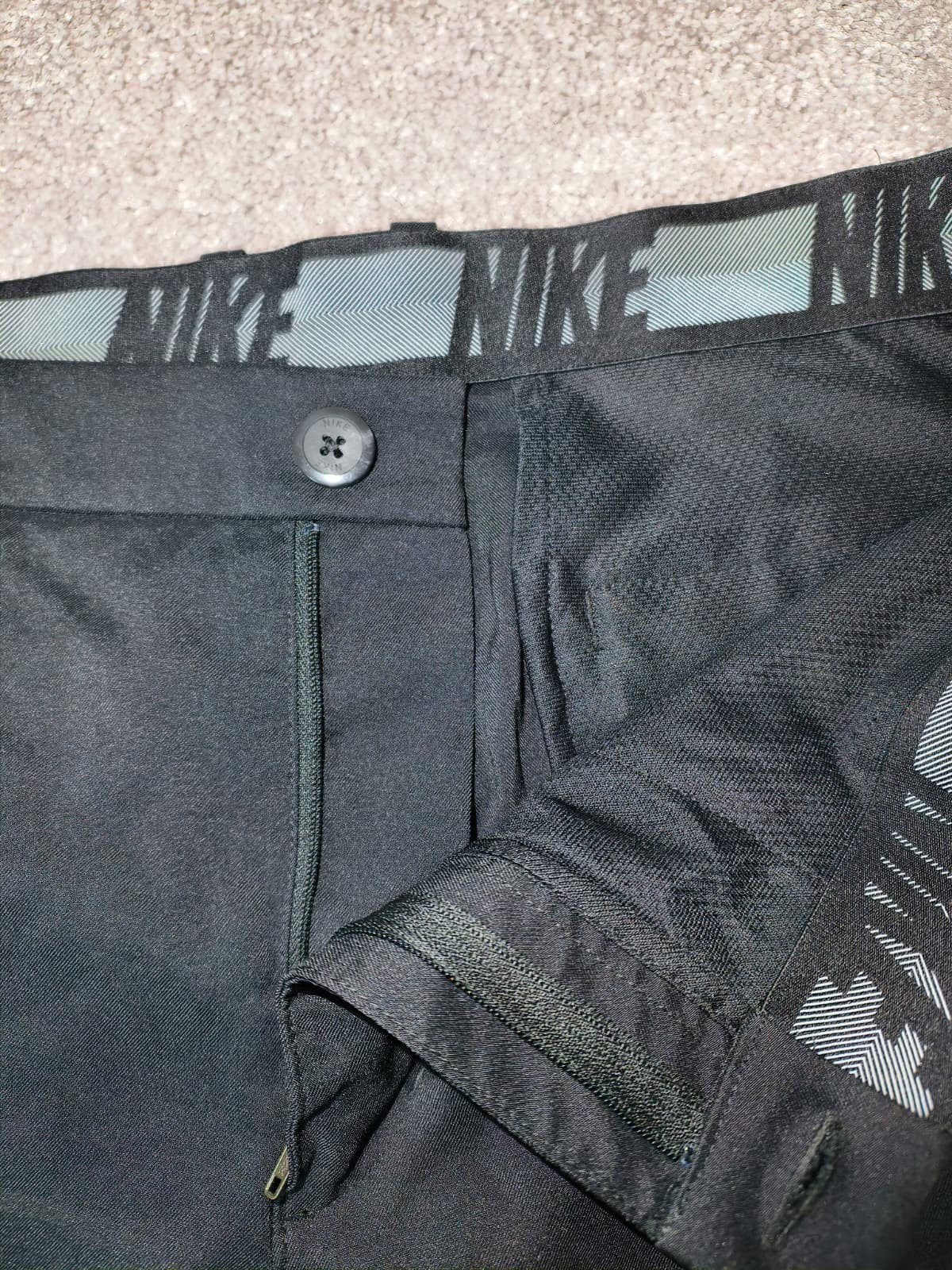 Nike Golf Shorts Mens Black Dri-Fit Performance Stretch Flat Front gallery
