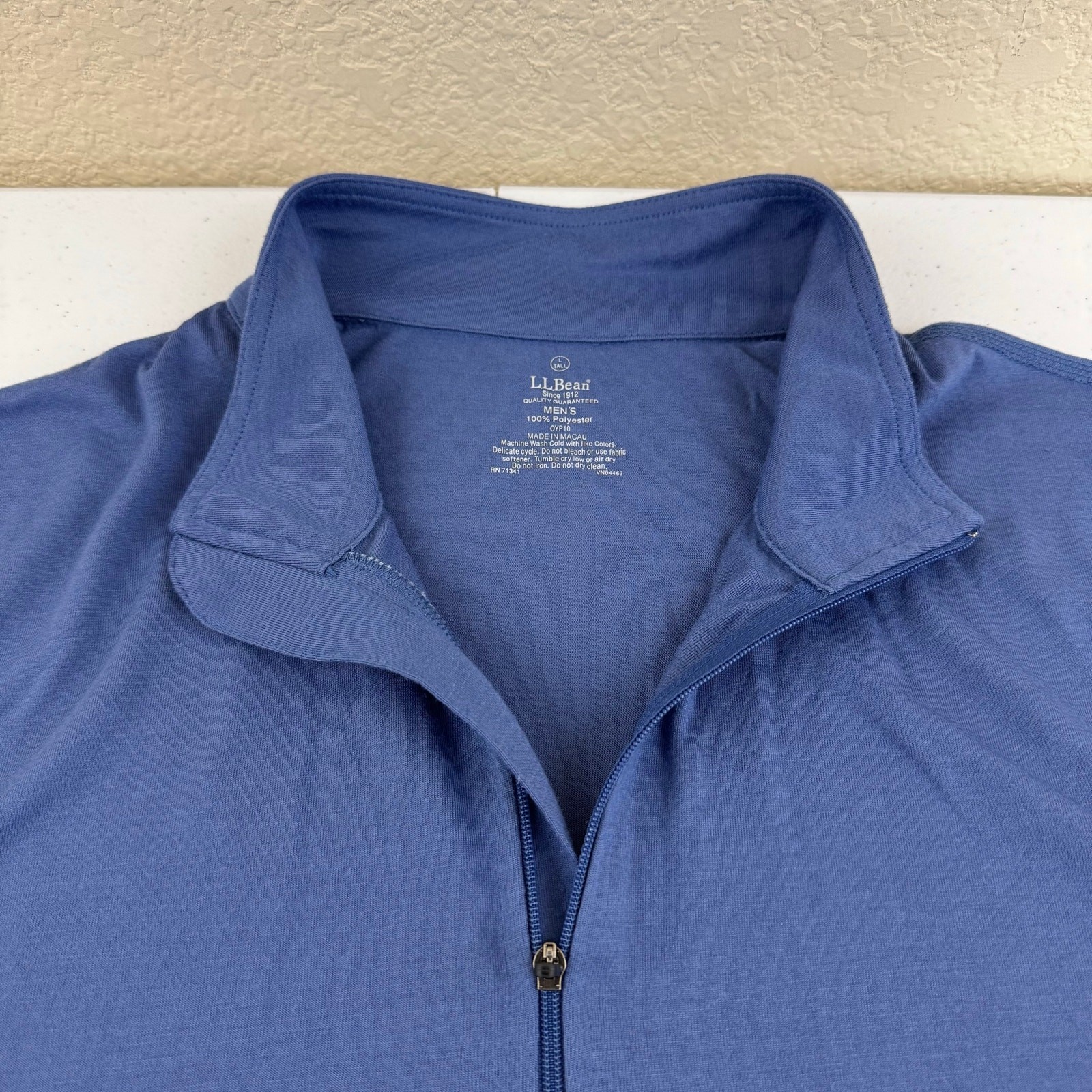 L.L. Bean Pullover Mens L TALL Blue Lightweight T-Shirt Baselayer 1/4 Zip Active gallery