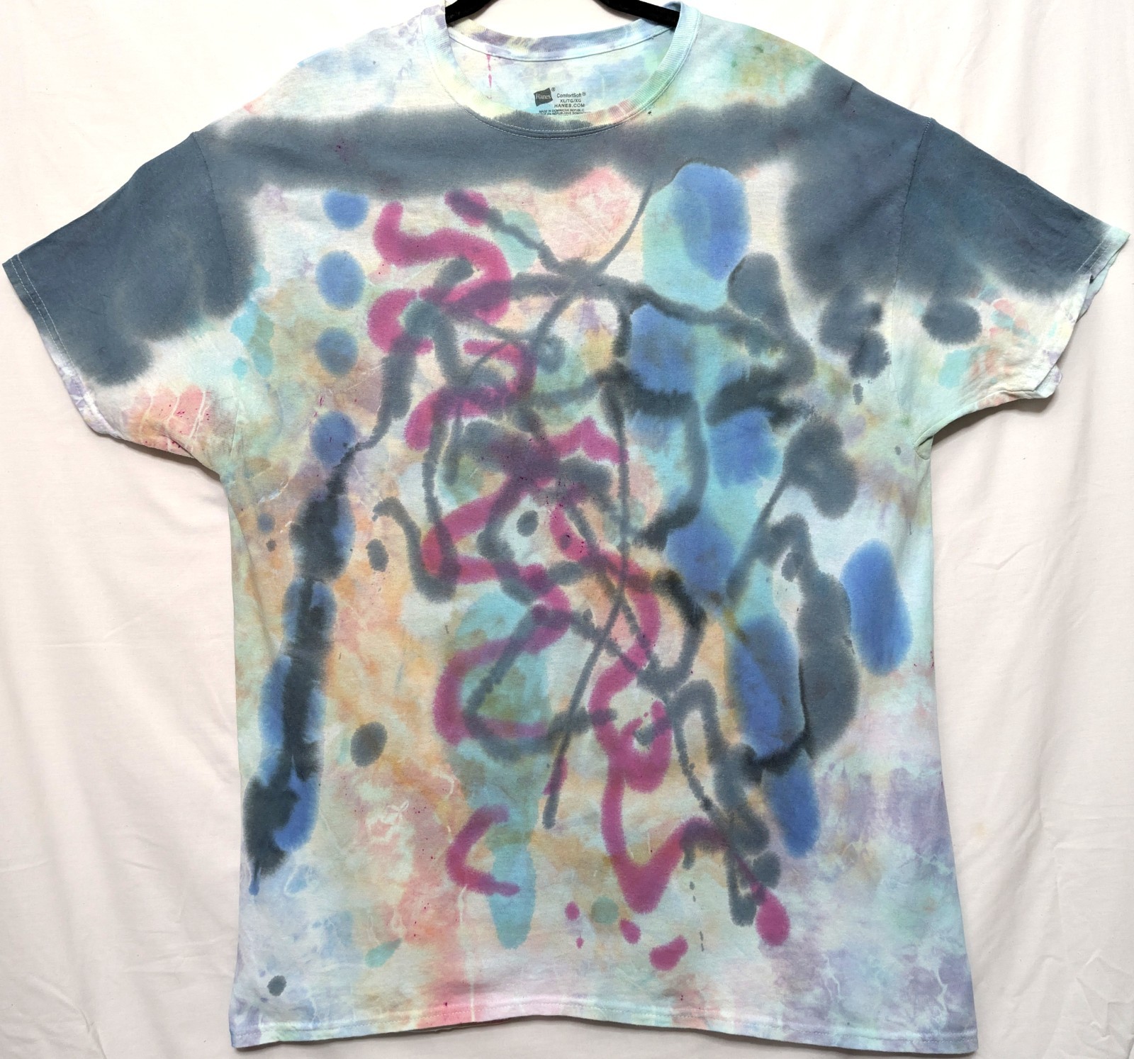 Handmade Tie Dye New York Street Art Abstract Design XL Tee Shirt 22″ W X 30″ L
