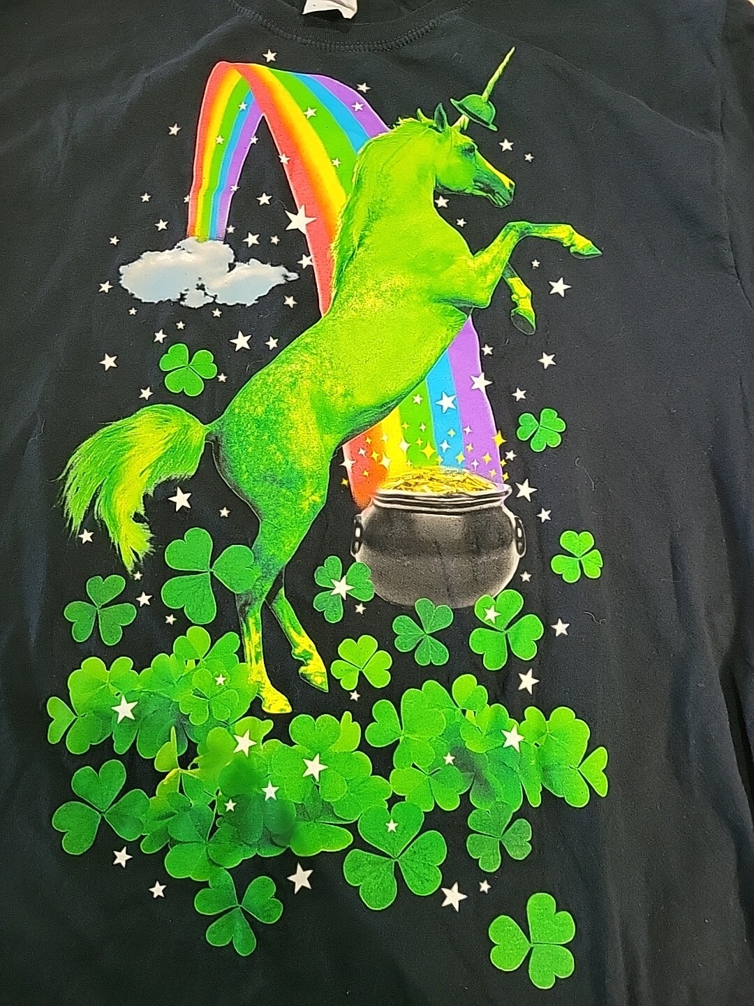 Saint Patrick Day Black T-Shirt Unicorn Over A Rainbow W/Shamrocks Men's L gallery