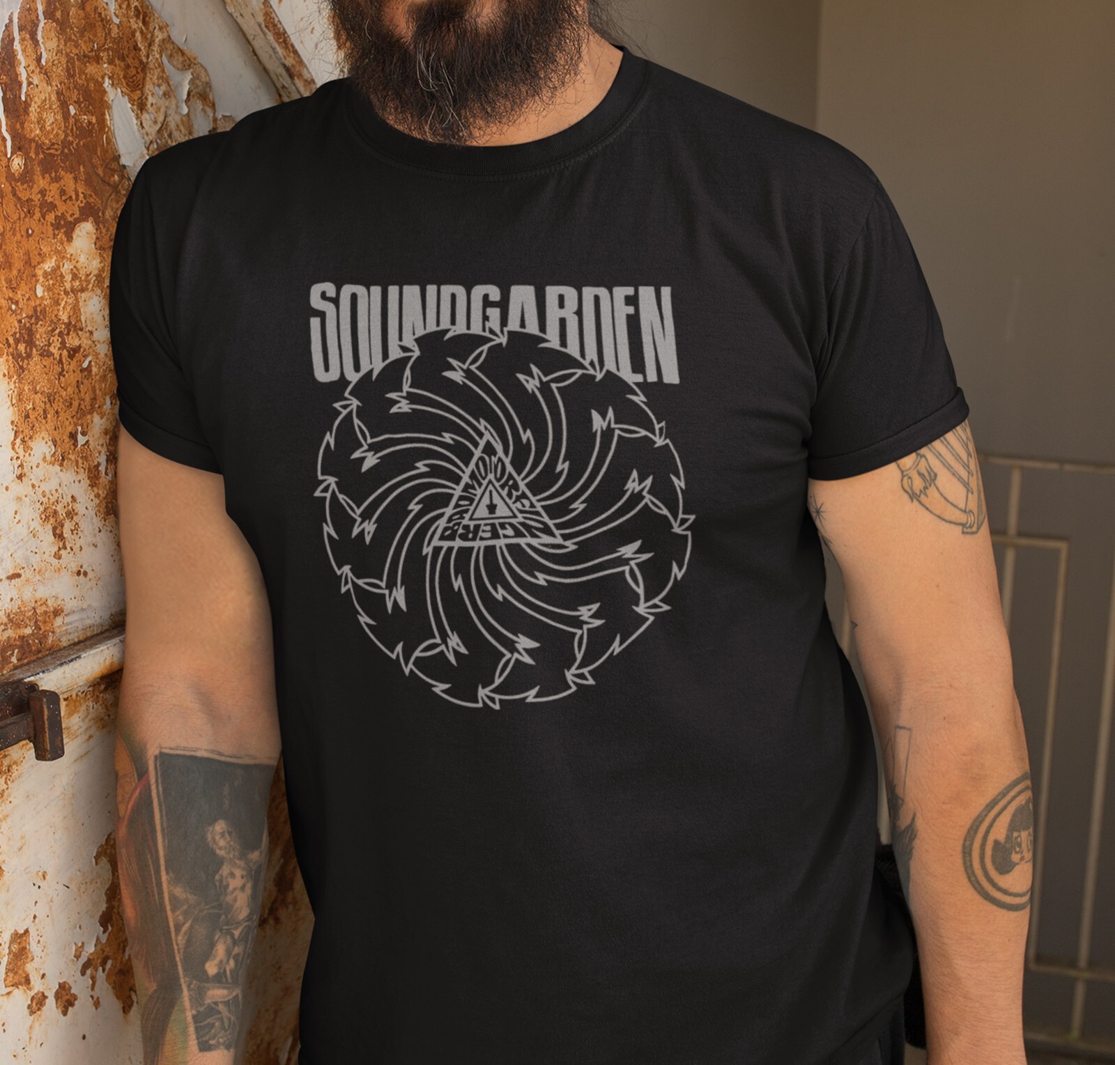 Soundgarden T-Shirt Badmotorfinger Chris Cornell Rockband Seattle Grunge Shirt gallery