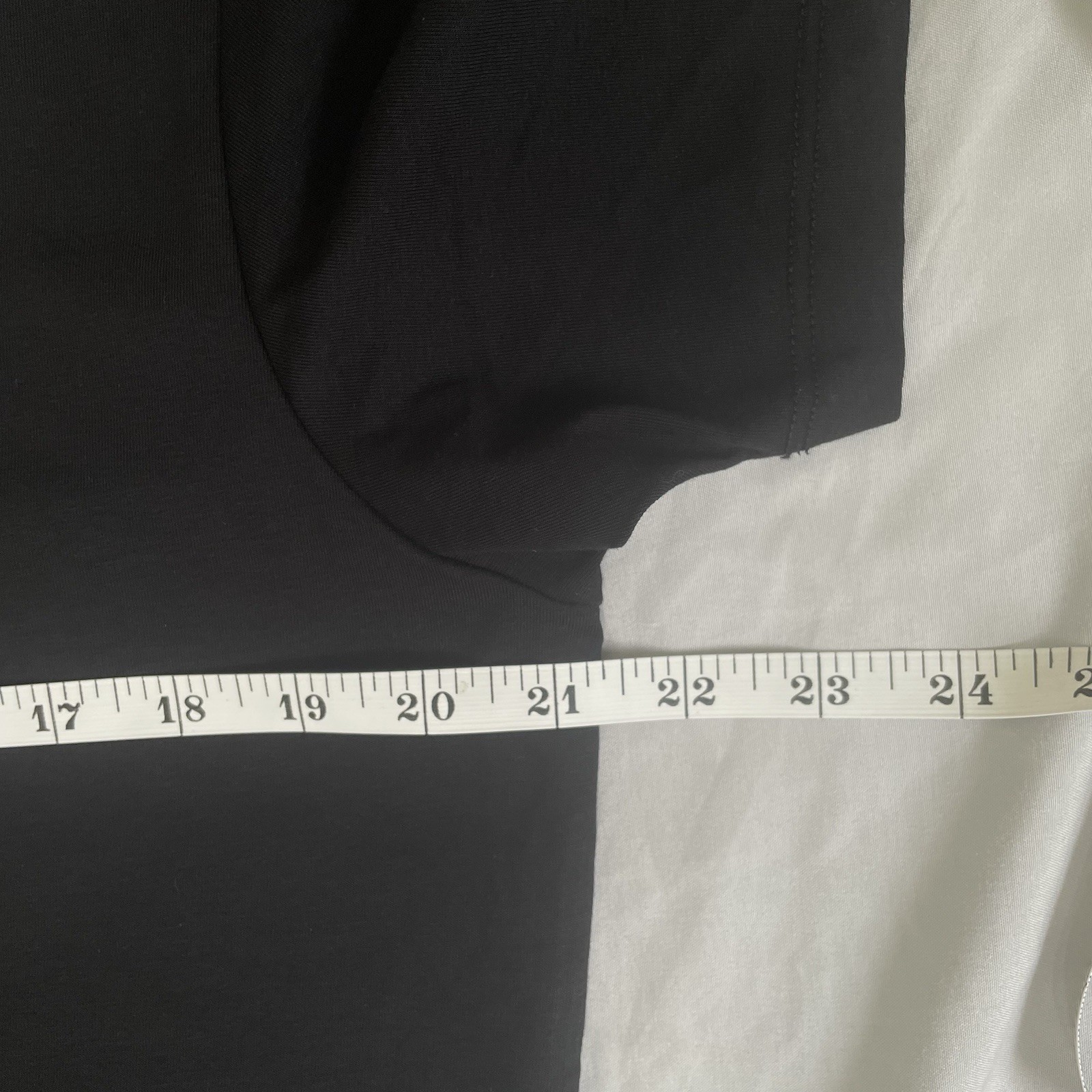 Kenneth Cole T-shirt men large Black | The Core Edit Collection gallery