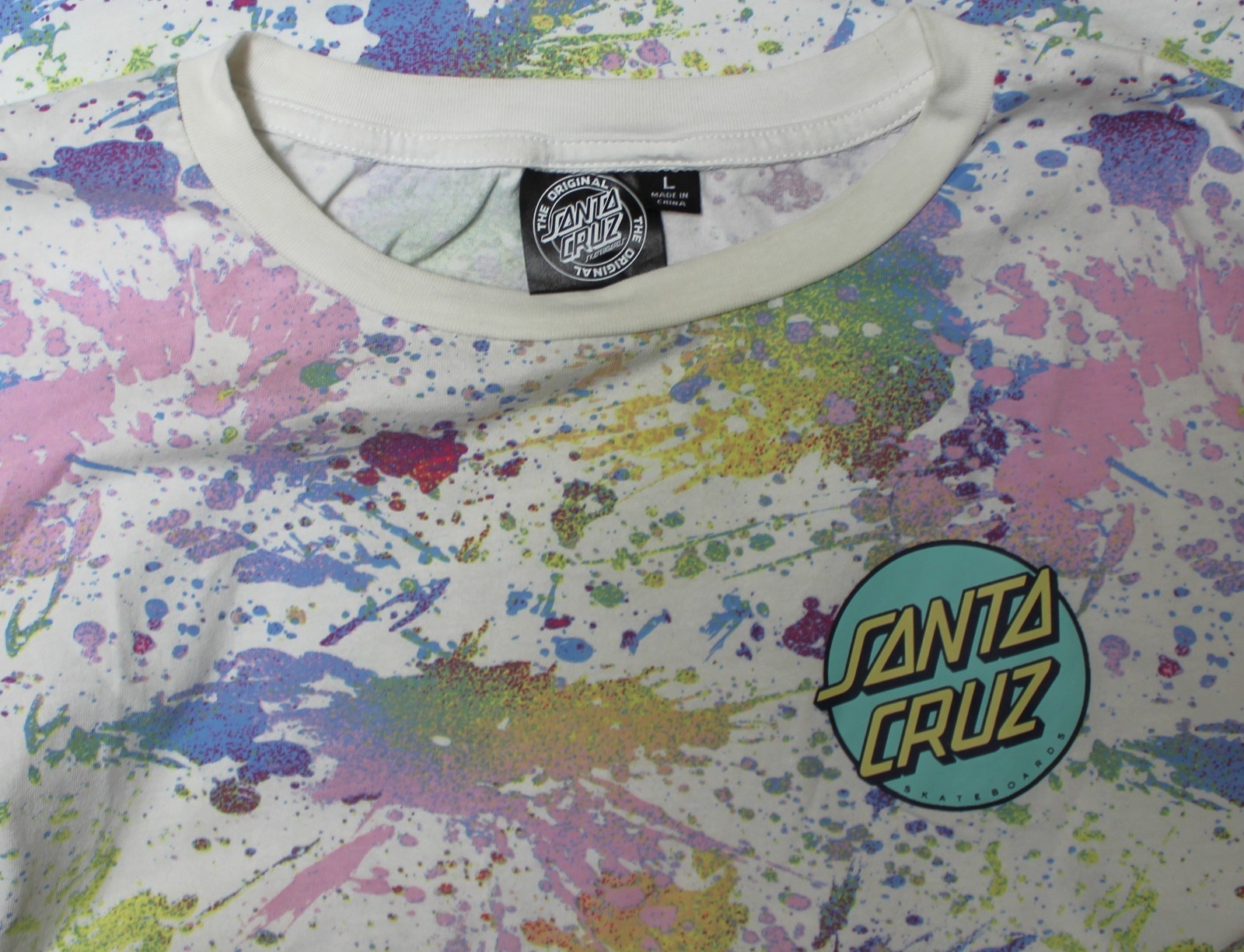 Santa Cruz Skateboards Tee sz L Chest 44" Multi Paint Splatter Dot Logo T-Shirt gallery
