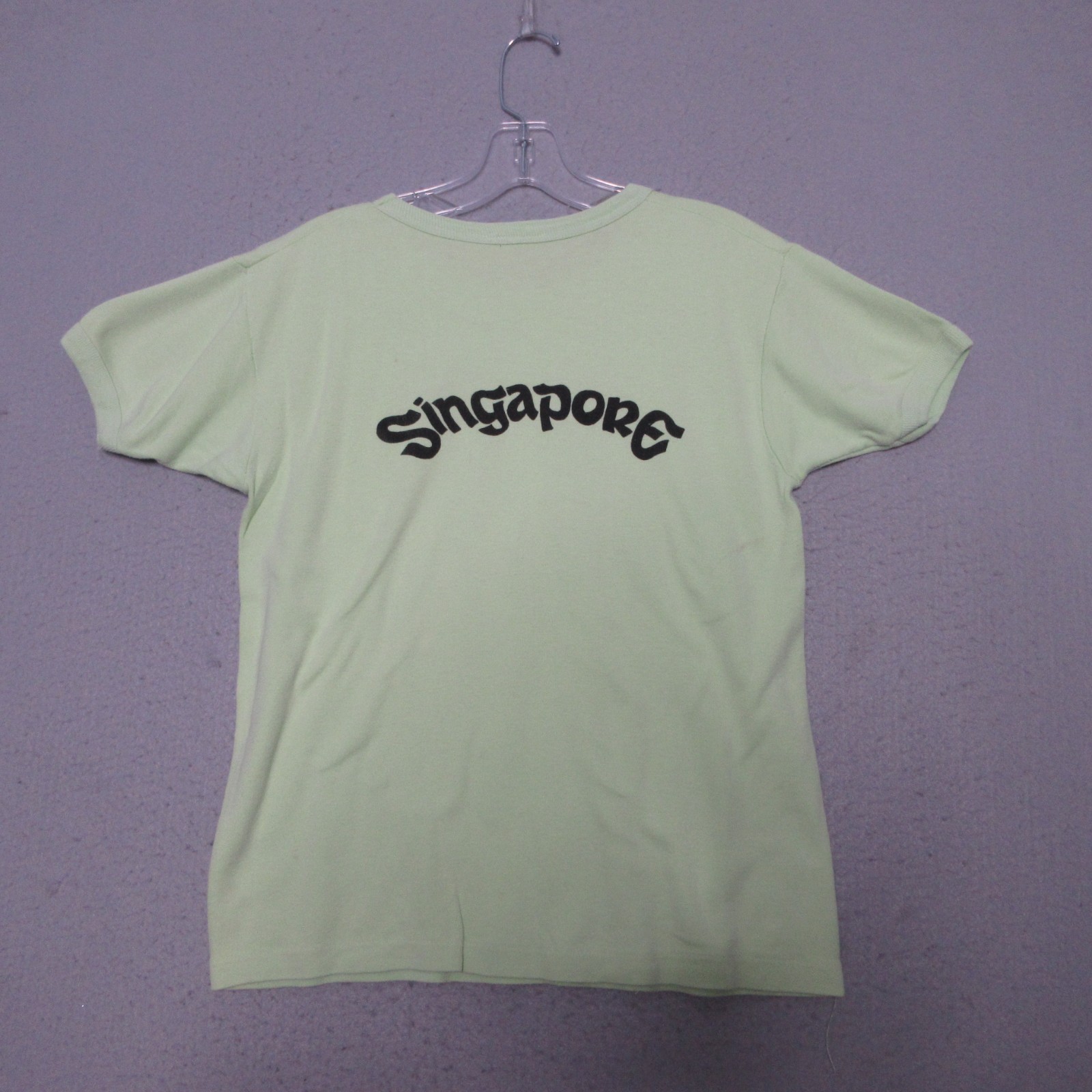 Vintage Golden Wheel Souvenir Shirt 34 Green Singapore Dragon Ying Yang 60s 70s gallery
