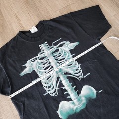 Vintage 90s Discovery Channel Skeleton Rib Cage Tshirt Size XL Black