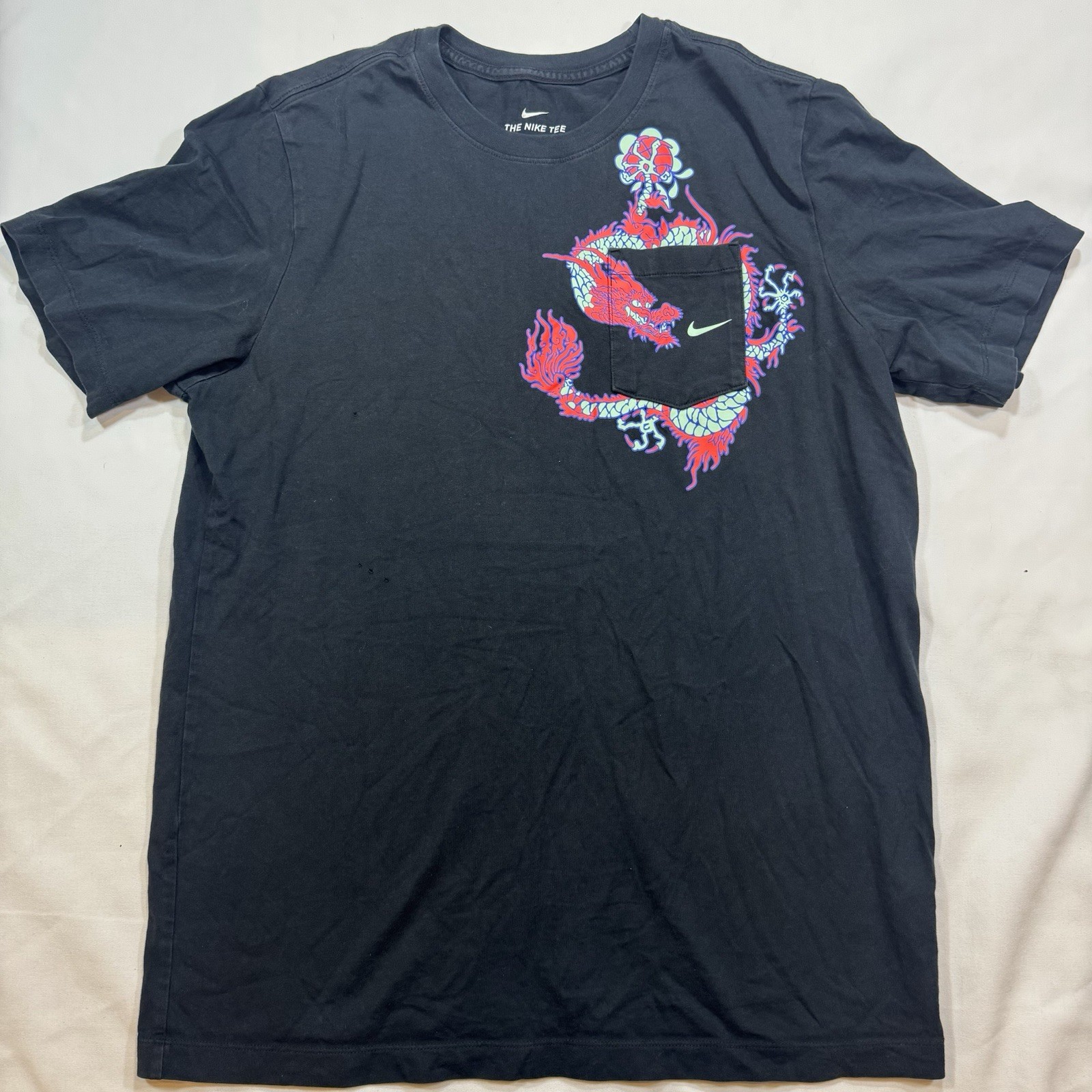 Nike Exploration Series T-Shirt Mens L China Dragon Basketball Division gallery