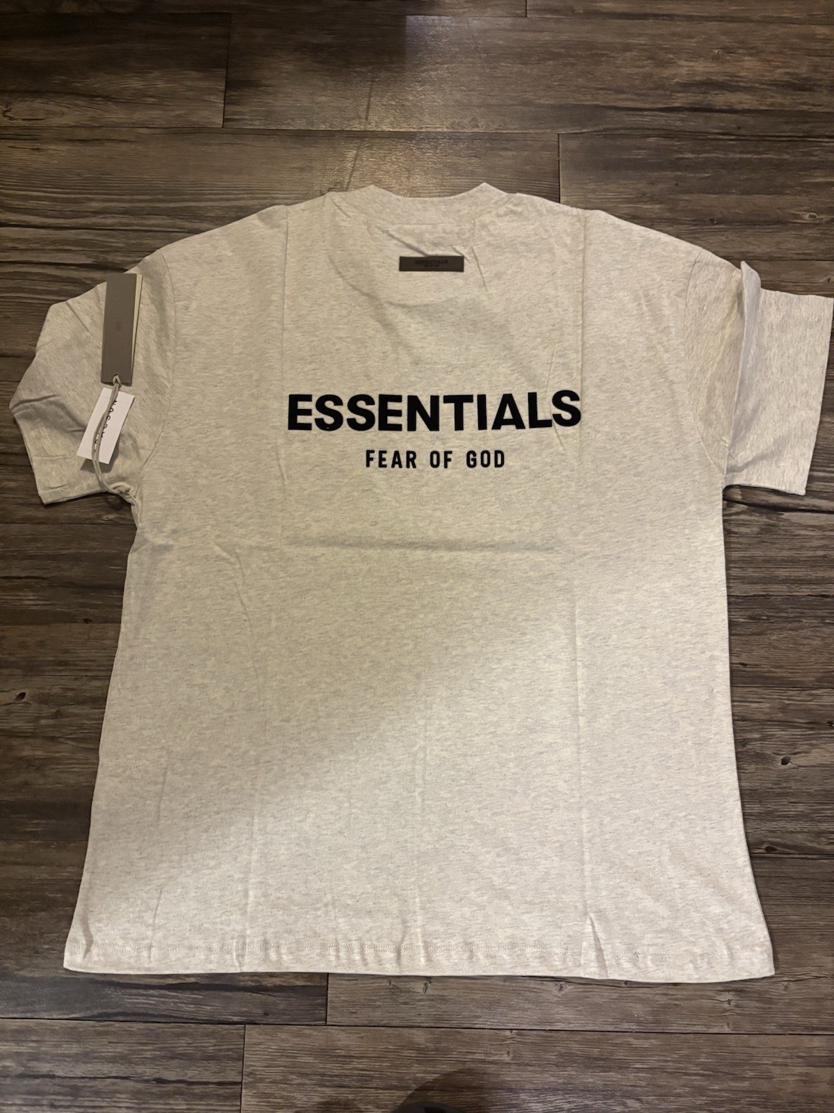 Fear of God ESSENTIALS Men’s Gray Logo Graphic Print Crew Neck T-Shirt L gallery