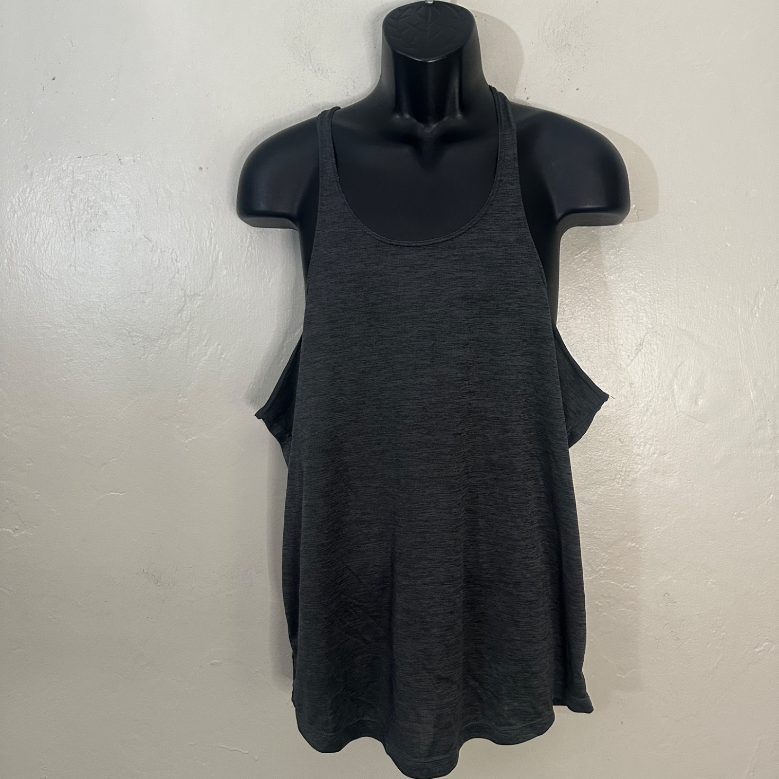 Ball Stringer Tank Top 2XL Gently worn Poly blend no fabric tag 23" armpits gallery