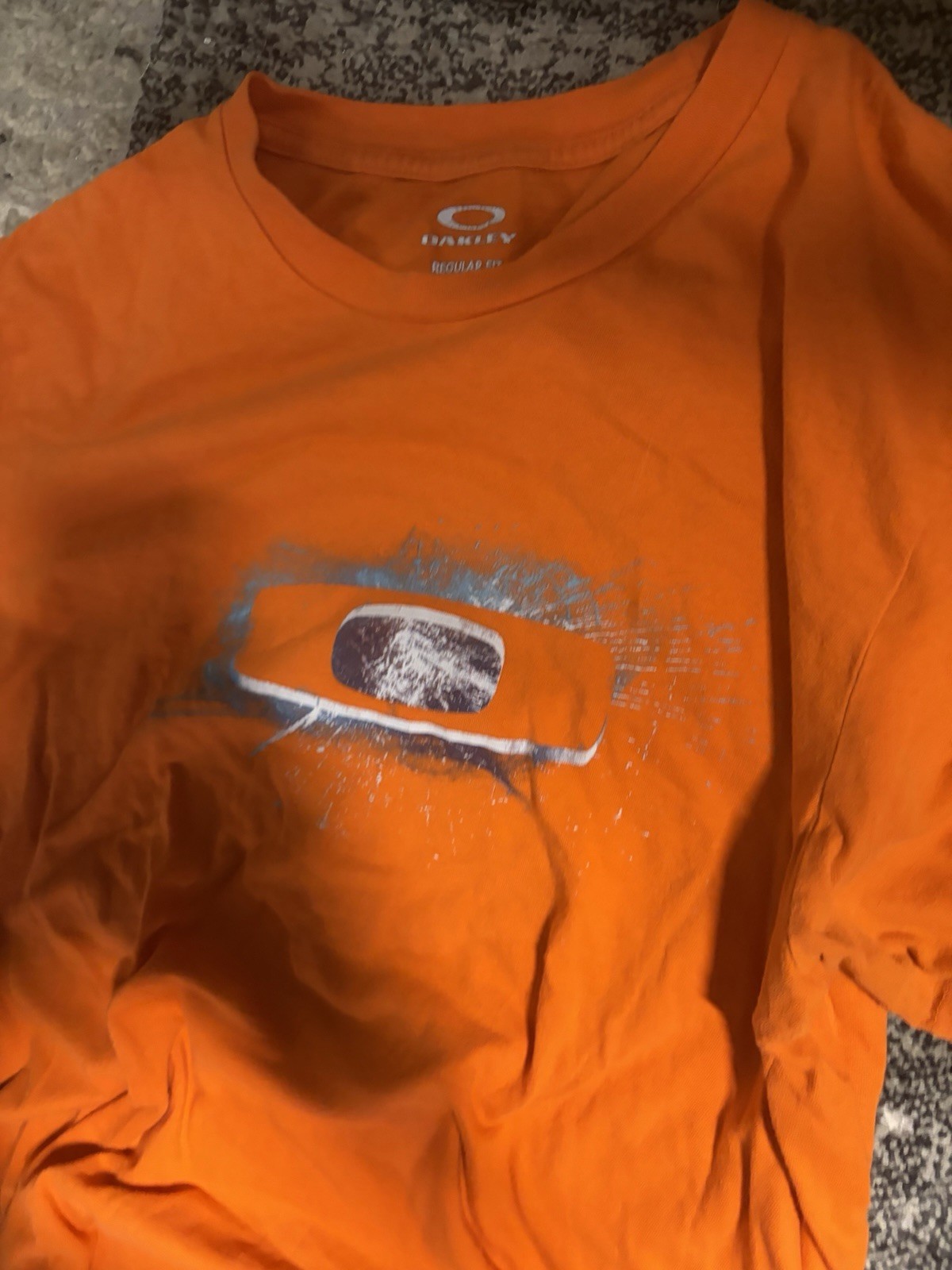 Oakley Men’s Graphic Tee Short Sleeve Medium