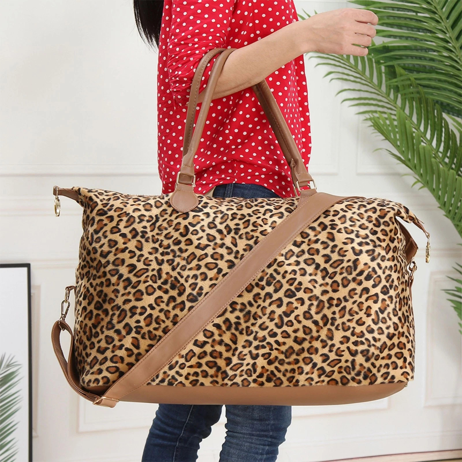 Leopard Weekender Bag Travel Duffle Bag For Women Large Cheetah Tote Shoulder... gallery