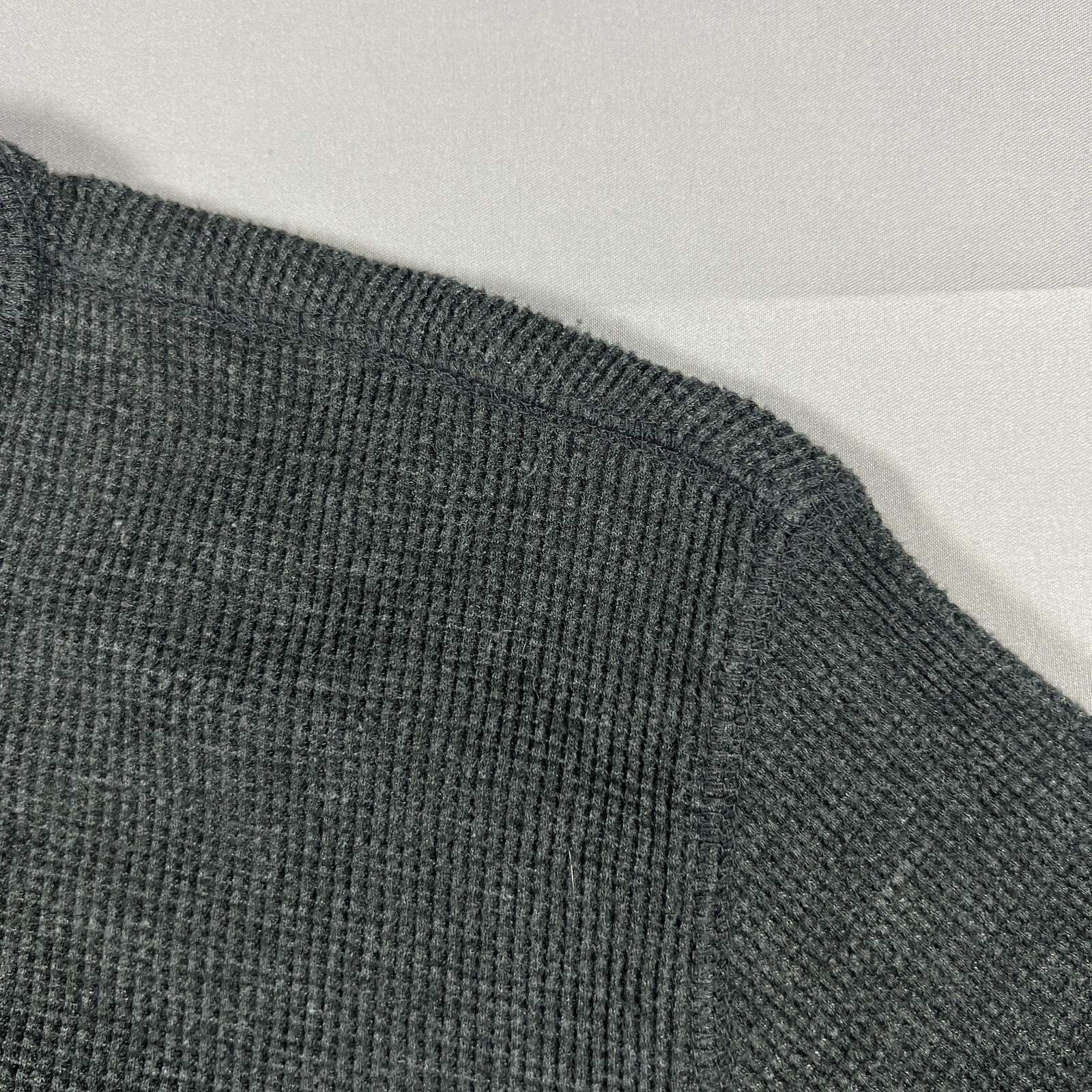 Merona Thermal Shirt Mens Large Charcoal Gray Cotton Waffle Knit Raglan Sleeve gallery