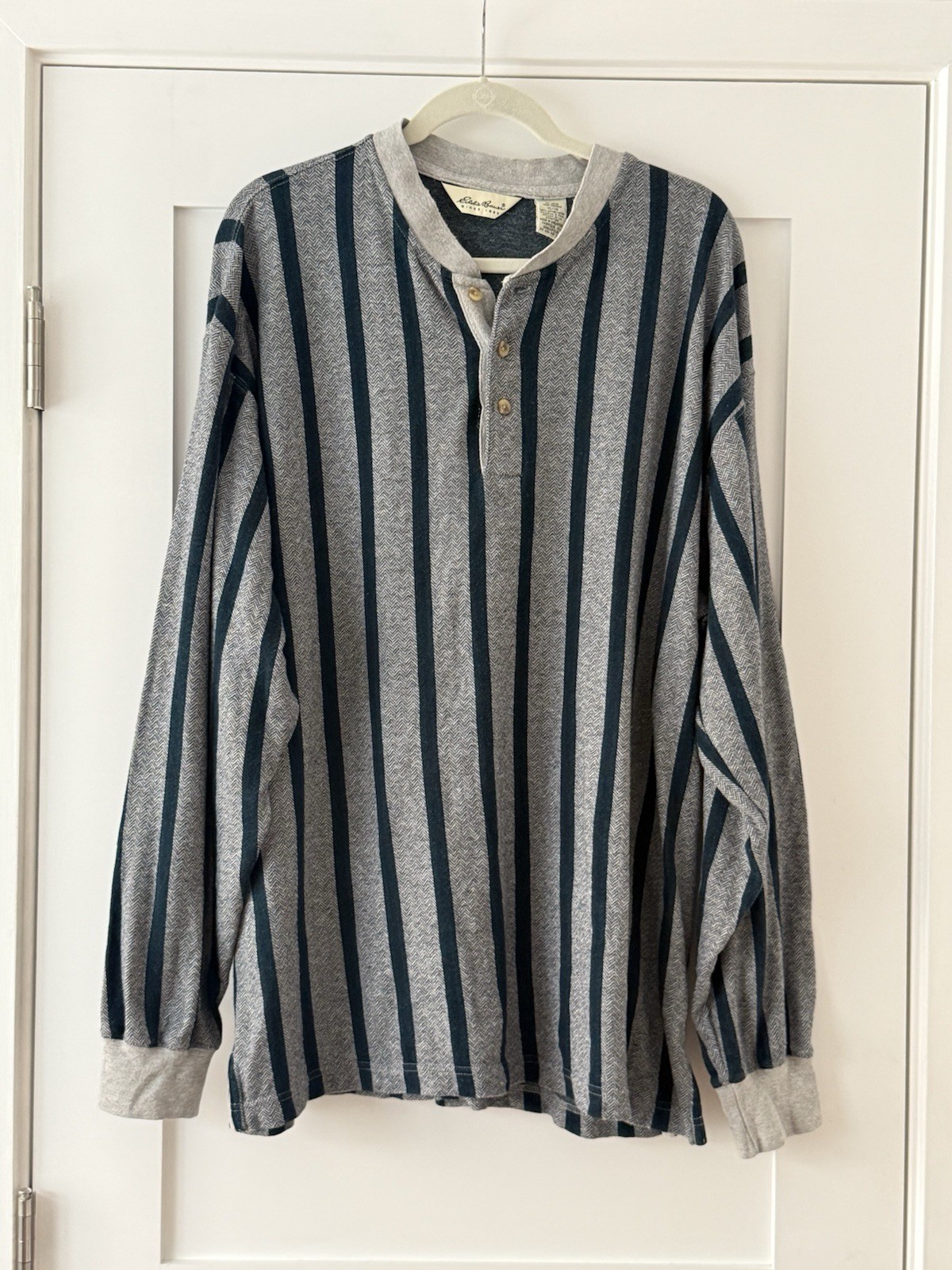 90's Eddie Bauer Herringbone Henley Long Sleeve (XL) Gray Striped Shirt Vintage gallery
