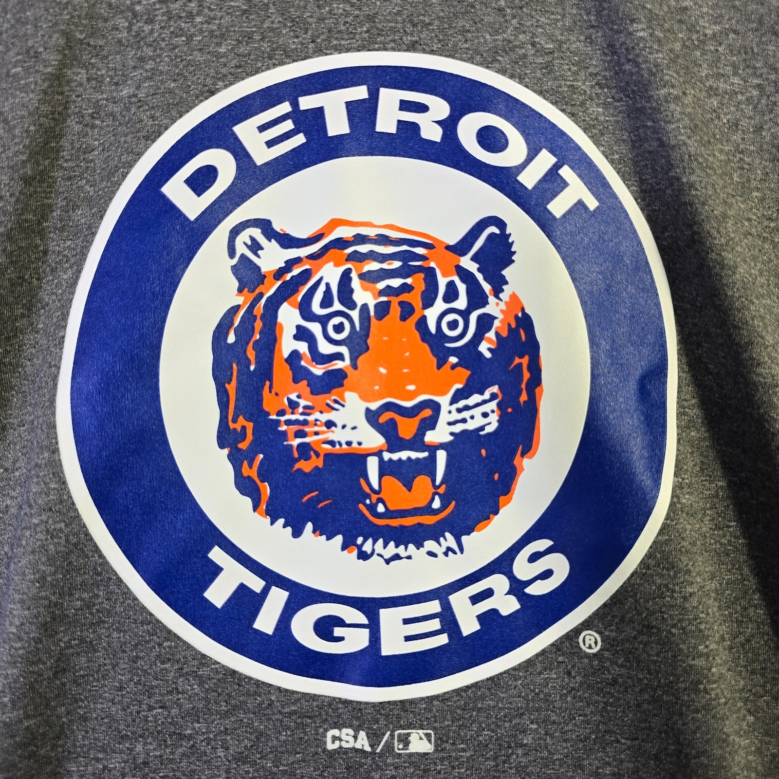 MLB Detroit Tigers Shirt Mens XL Gray Baseball Outdoor Sports Classic Retro NWT gallery