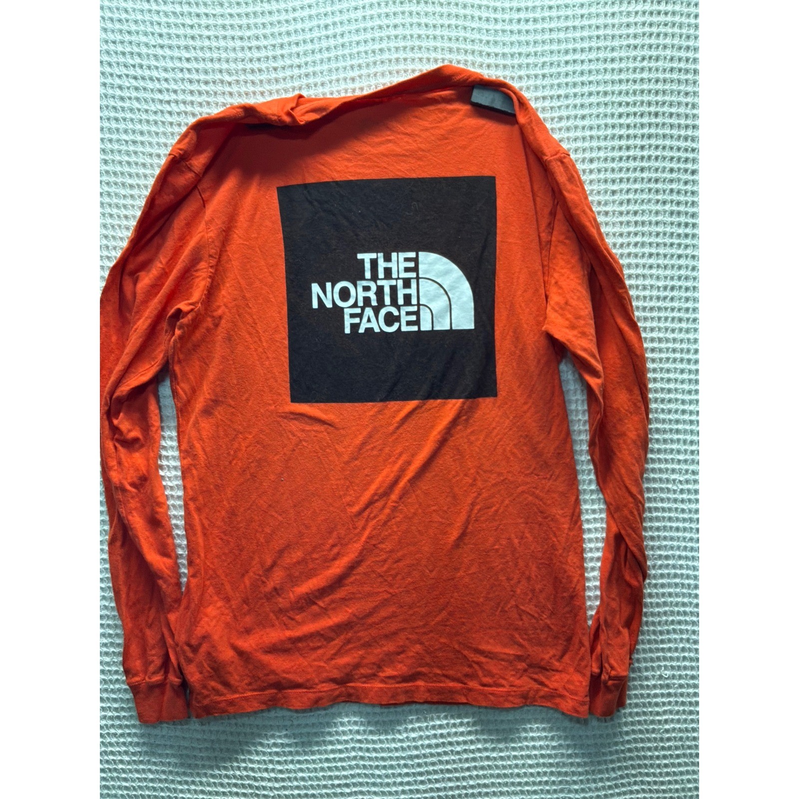 The North Face Long Sleeve T-Shirt Mens M Orange Red Box Logo NF0A3L3E gallery
