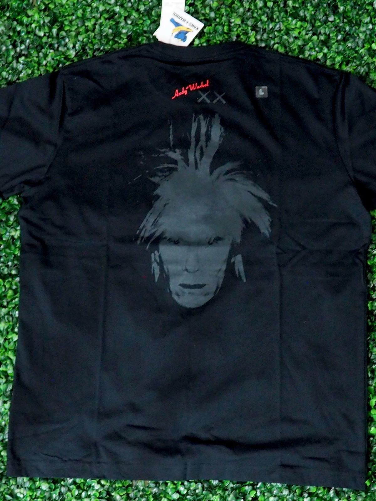 🔥Uniqlo KAWS x Warhol Men's Black Rare Graphic Print T-Shirt Size XL gallery