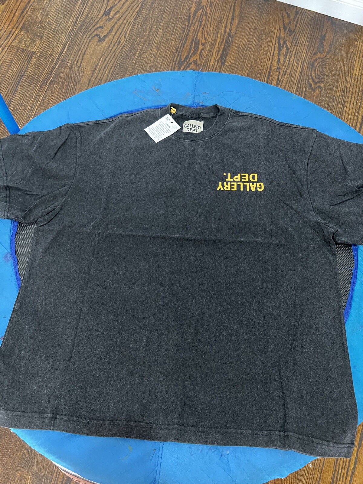 Gallery Dept Upside Down Short Sleeves Tshirt Color Black Size Medium gallery