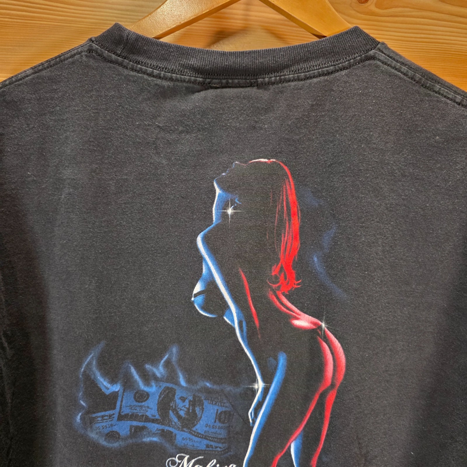 VTG Spearmint Rhino Strip Club T-Shirt Men 2XL Rhino Money Stripper Fade Y2K gallery