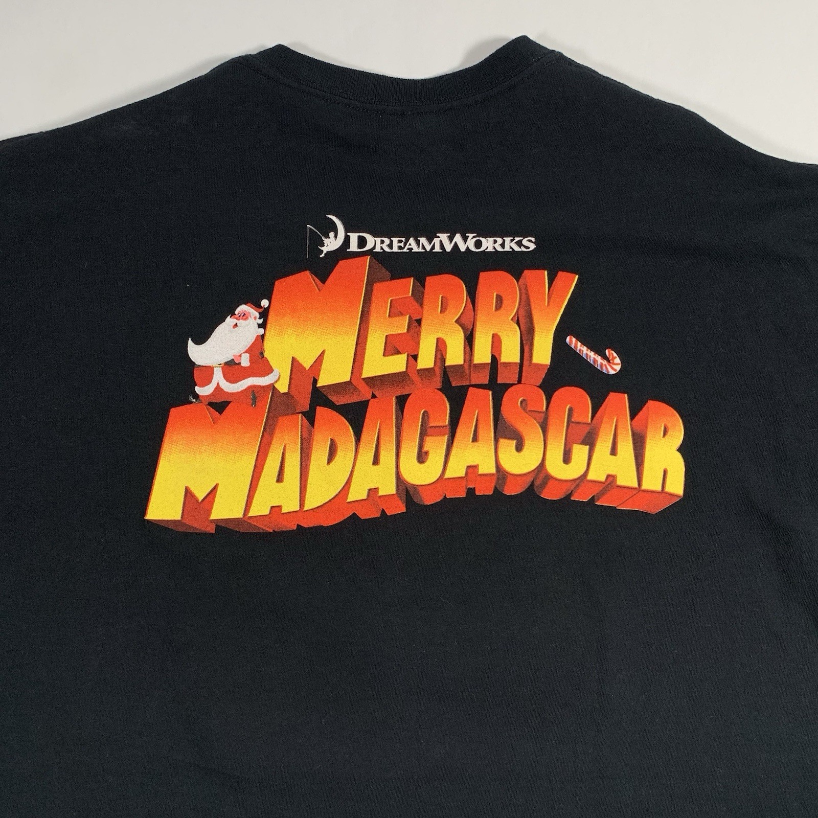 Merry Madagascar Movie Promo T-Shirt Mens 2XL ICE Christmas 2011 Dreamworks gallery