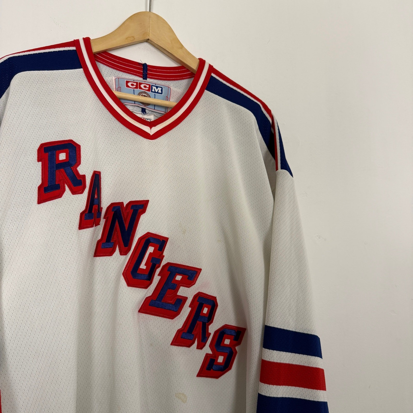Vintage 90s New York Rangers NYC NHL Hockey Mesh Sports Jersey White CCM XXL gallery