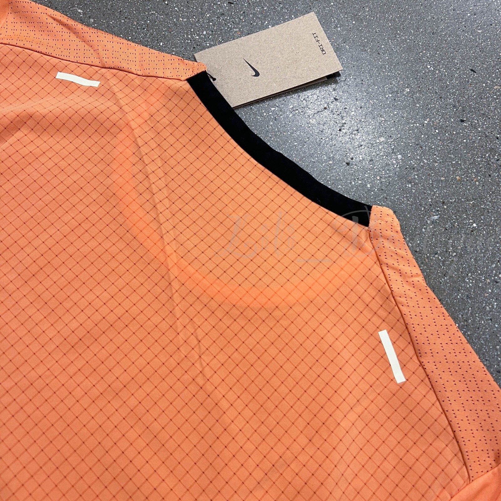 NWT Nike DM4646-871 Men Dri-Fit Rise 365 Trail Running Top Orange Trance Size M gallery