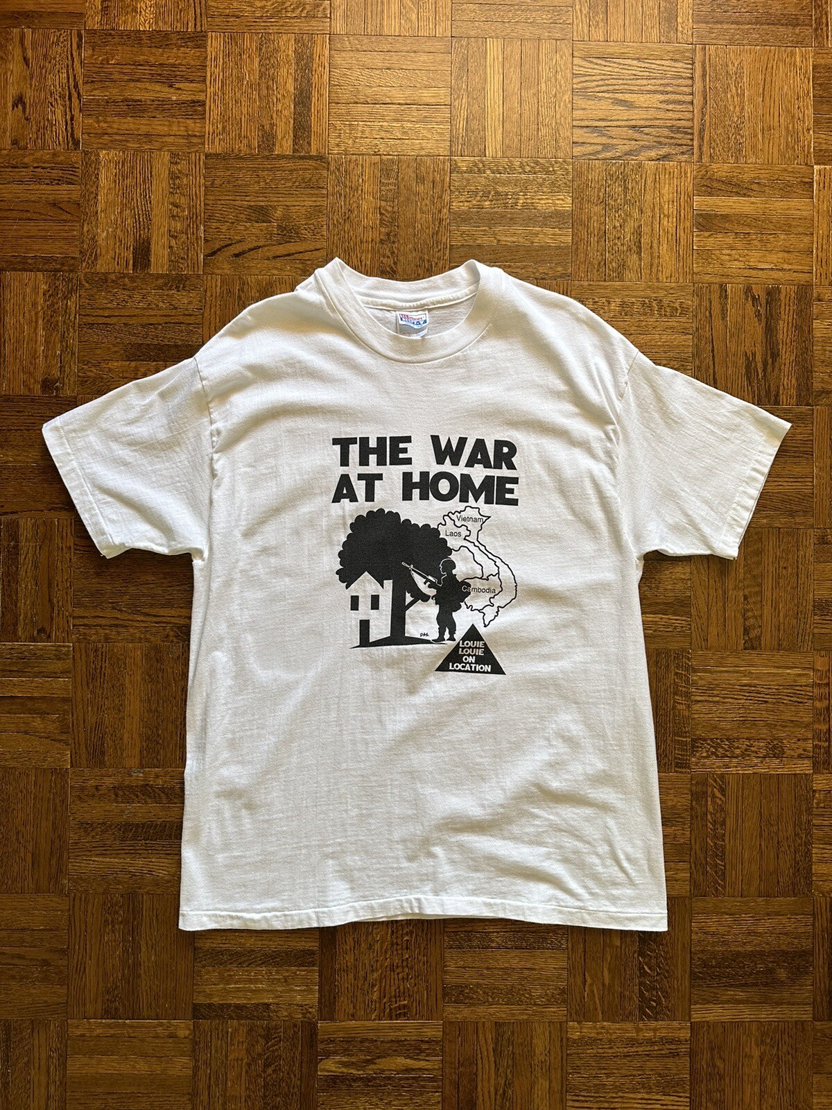 Vtg 1996 WAR AT HOME Movie Film CREW T Shirt Production 90s Single Stitch Drama gallery