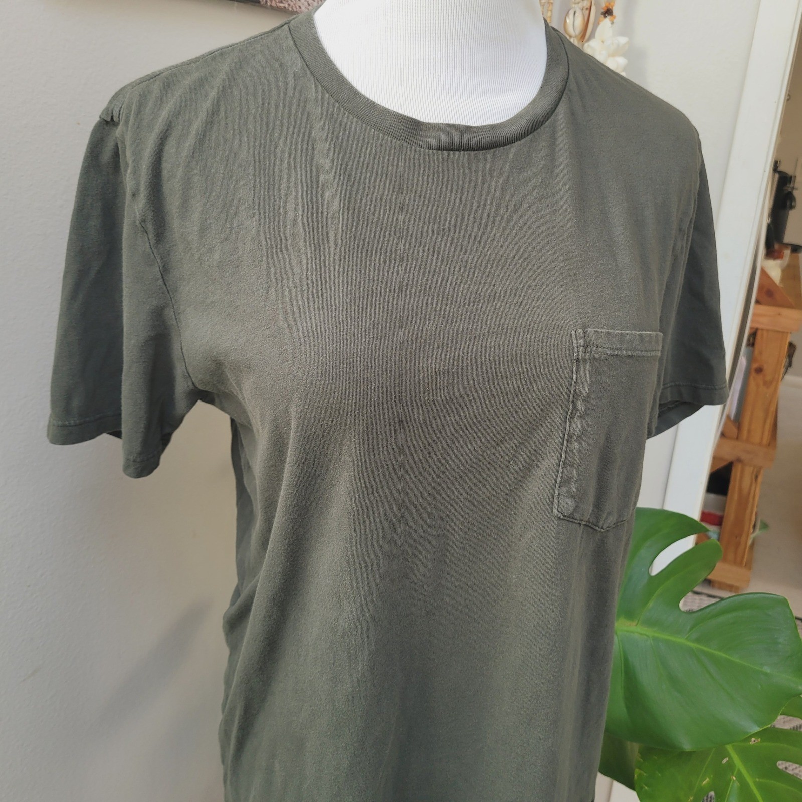 Everlane Pocket T-Shirt Casual 100% Cotton Everyday Slate Gray Mens Small Comfy gallery