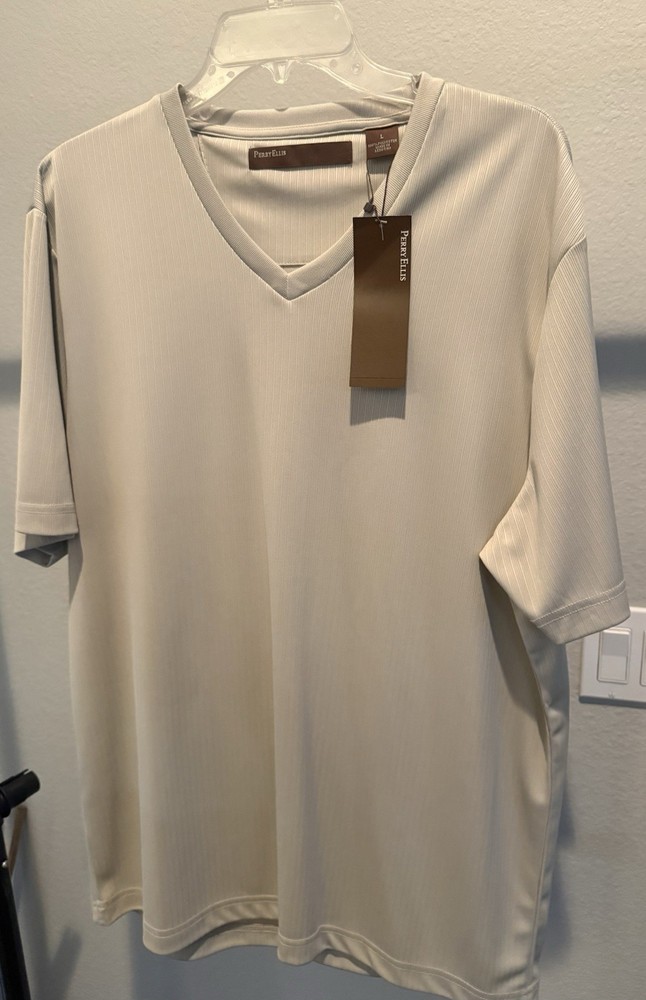 Perry Ellis Gray Solid V-Neck Short Sleeve Knit T-Shirt, Ribbed Accents, L