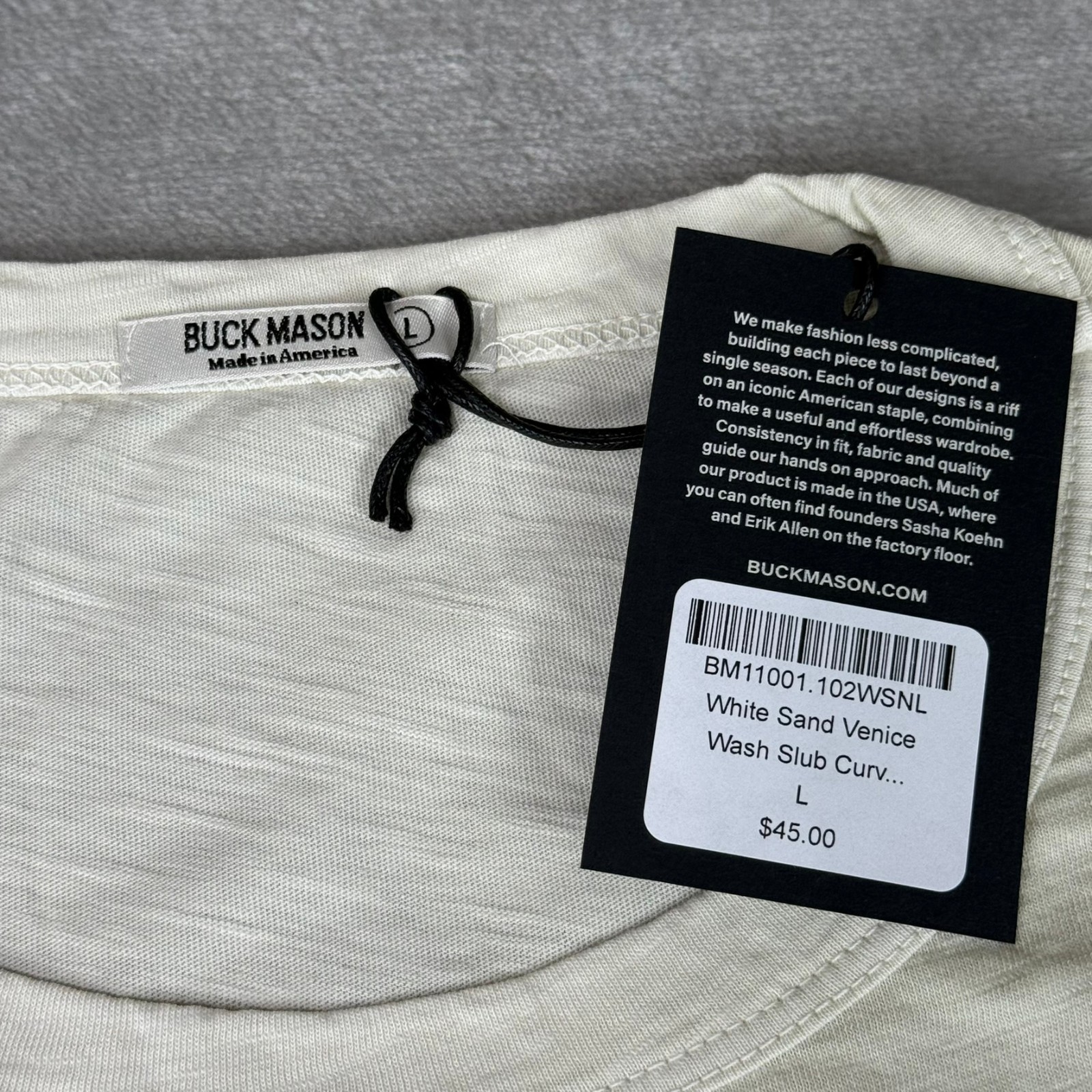 Buck Mason Venice Wash Slub Knit Curved Hem Tee Mens Large White Sand USA NWT gallery