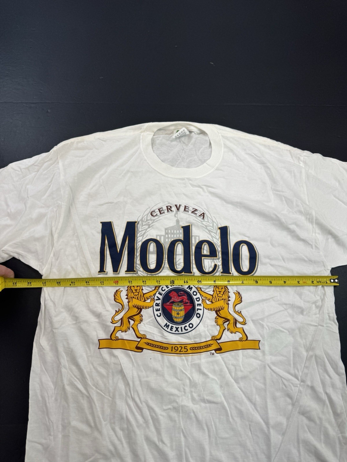 Modelo Mexican Beer T-Shirt Men’s Sz Large White Graphic Print BRAND NEW gallery