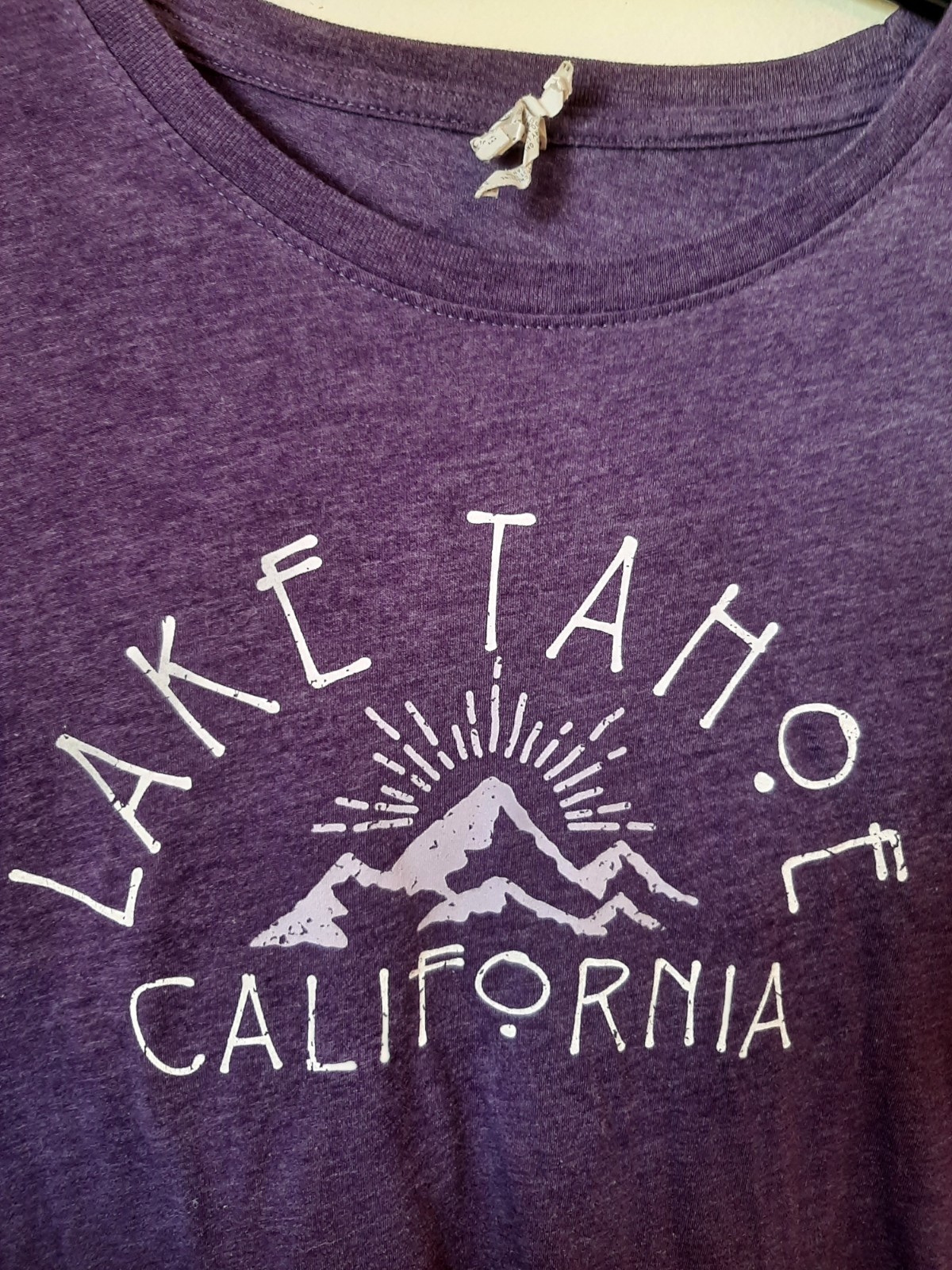 Lake Tahoe California Ladies XL Short Sleeve Front Graphic Mountains--EUC! gallery