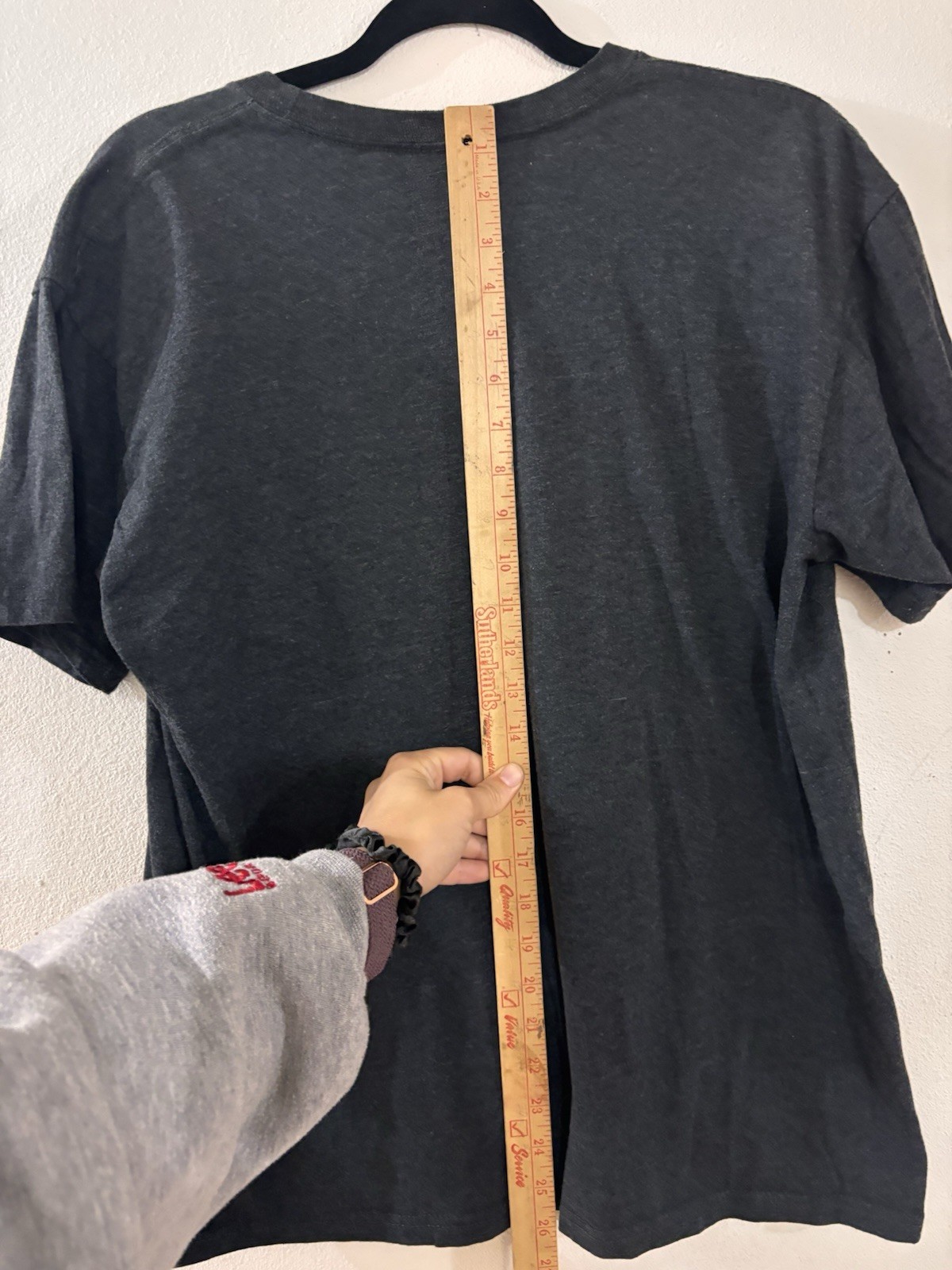 Disney Aladdin Genie Graphic T Shirt Dark Gray Short Sleeve Size Large Nostalgia gallery