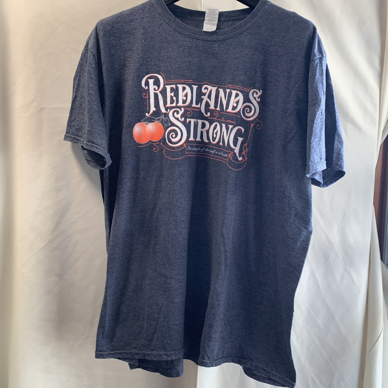 Redlands Strong The Strength Of The Wolf Is In The Pack Xxxl Mens Shirt Vintage