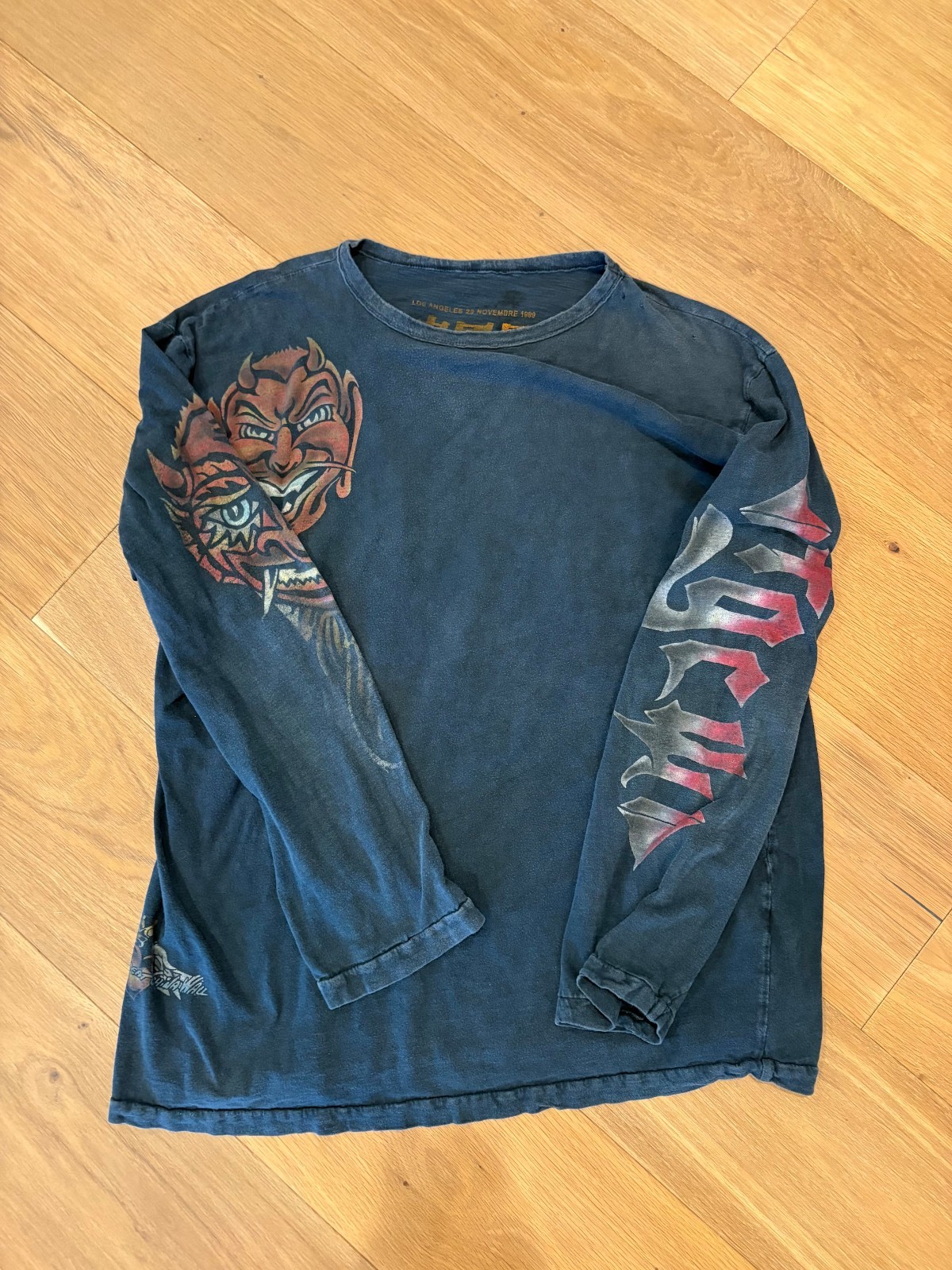 Vintage The Great China Wall Tattoo Long Sleeve RARE Large gallery