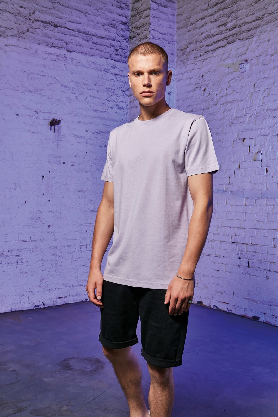 Build Your Brand T-shirt round-neck - Fine cotton, Set-in sleeves (B) gallery