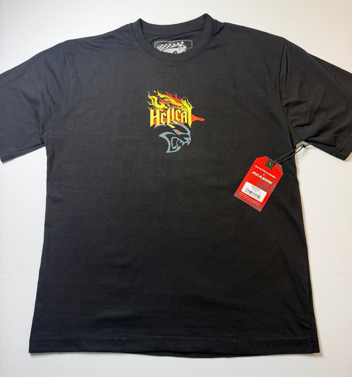 Dodge x Reason Hellcat Born Bold Graphic Tee Mens LARGE Short Sleeve T-Shirt